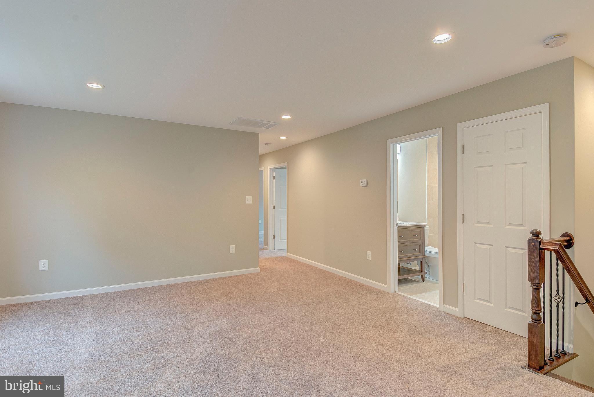 SLEEPY HOLLOW - Residential