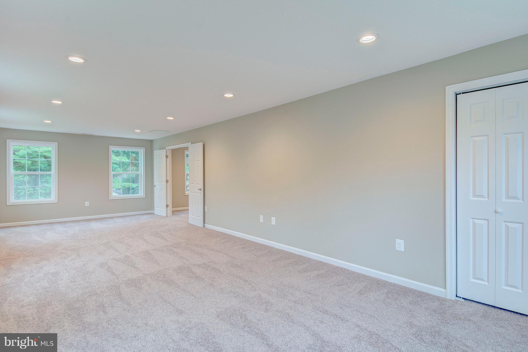 SLEEPY HOLLOW - Residential