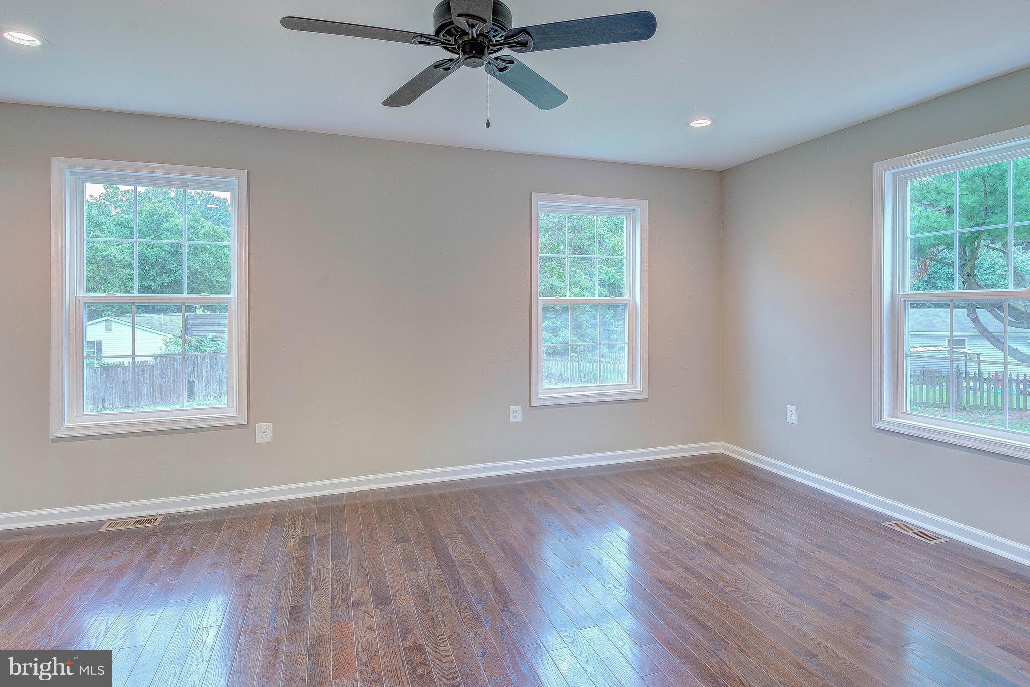 SLEEPY HOLLOW - Residential