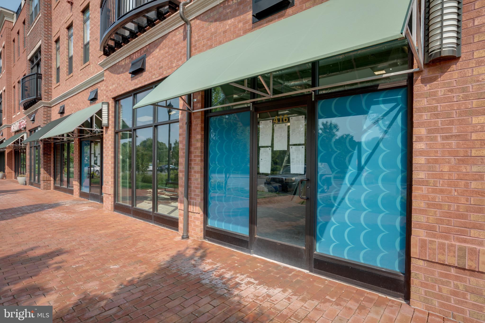 412 MADISON TRADE PLAZA SE