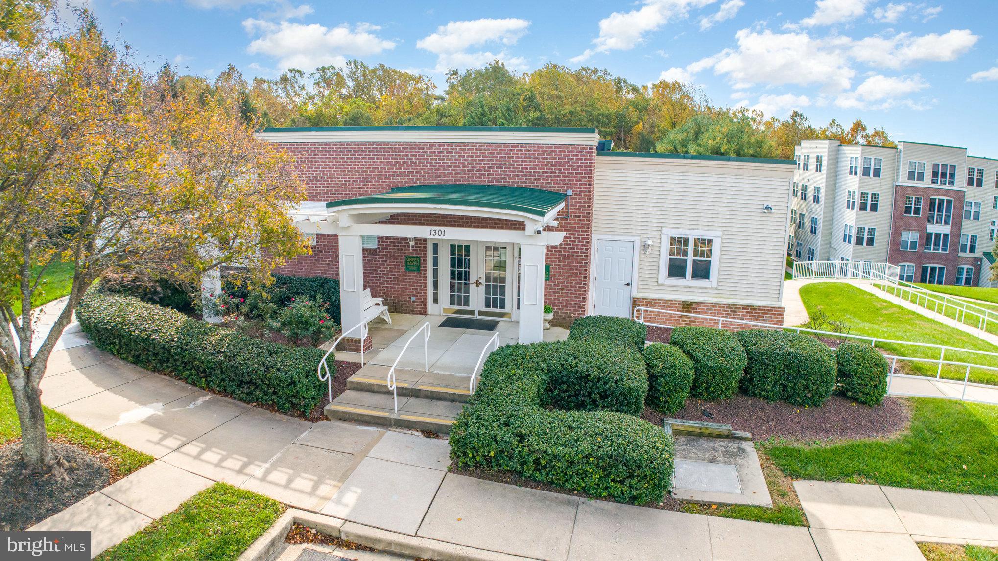 GREENHAVEN - Residential