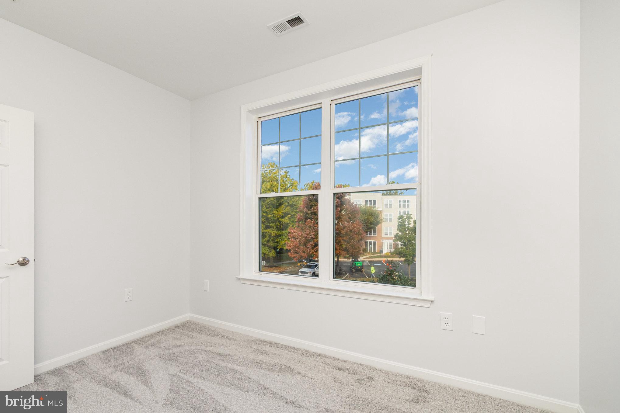GREENHAVEN - Residential