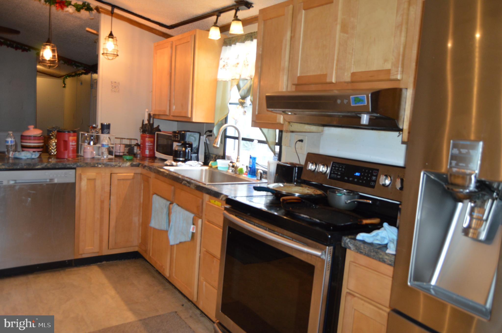 WILLIAMS ESTATES - Residential