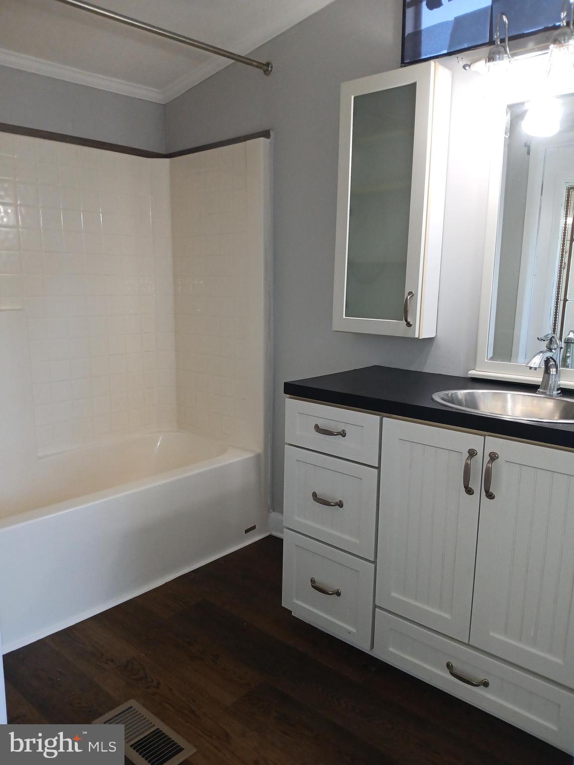 WILLIAMS ESTATES - Residential
