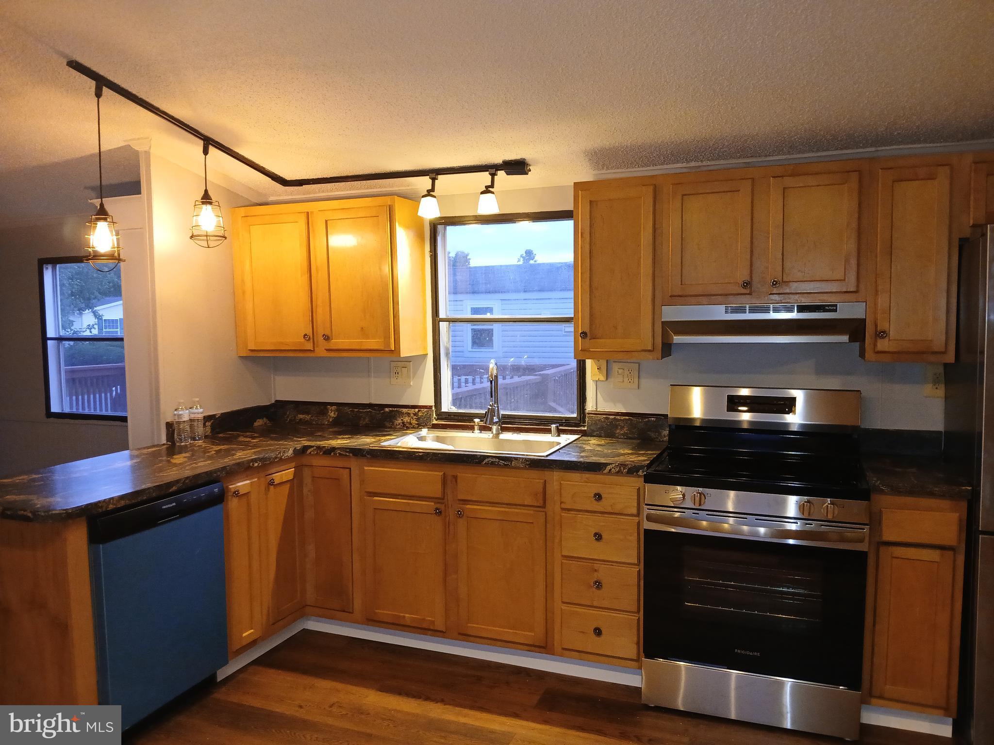 WILLIAMS ESTATES - Residential