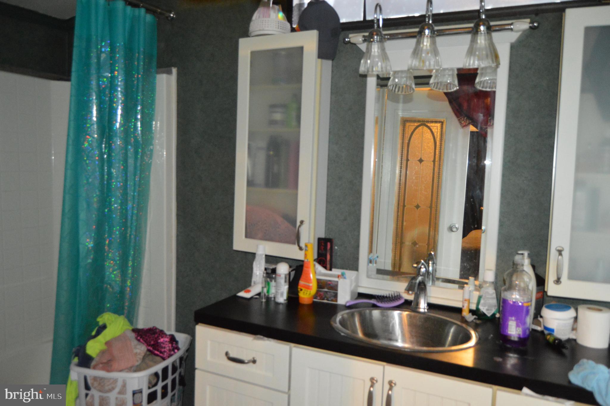 WILLIAMS ESTATES - Residential