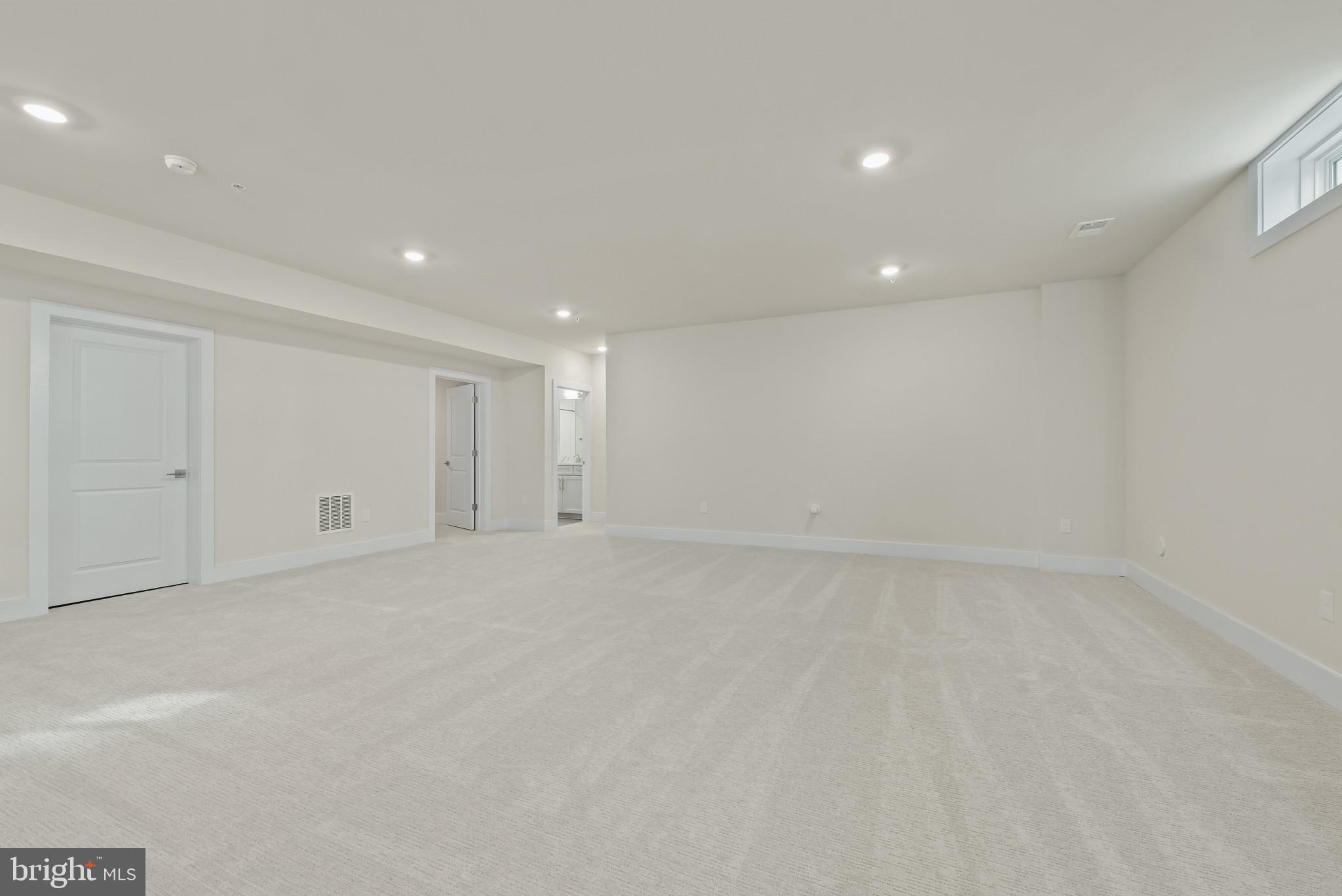 STILLVIEW ACRES - Residential