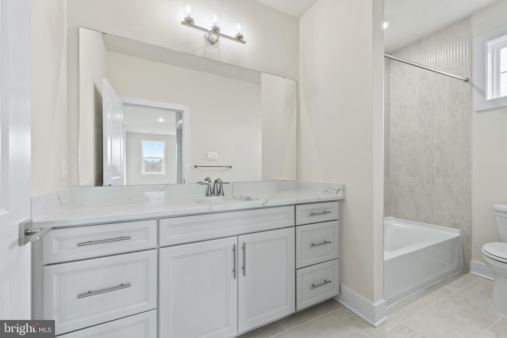 STILLVIEW ACRES - Residential