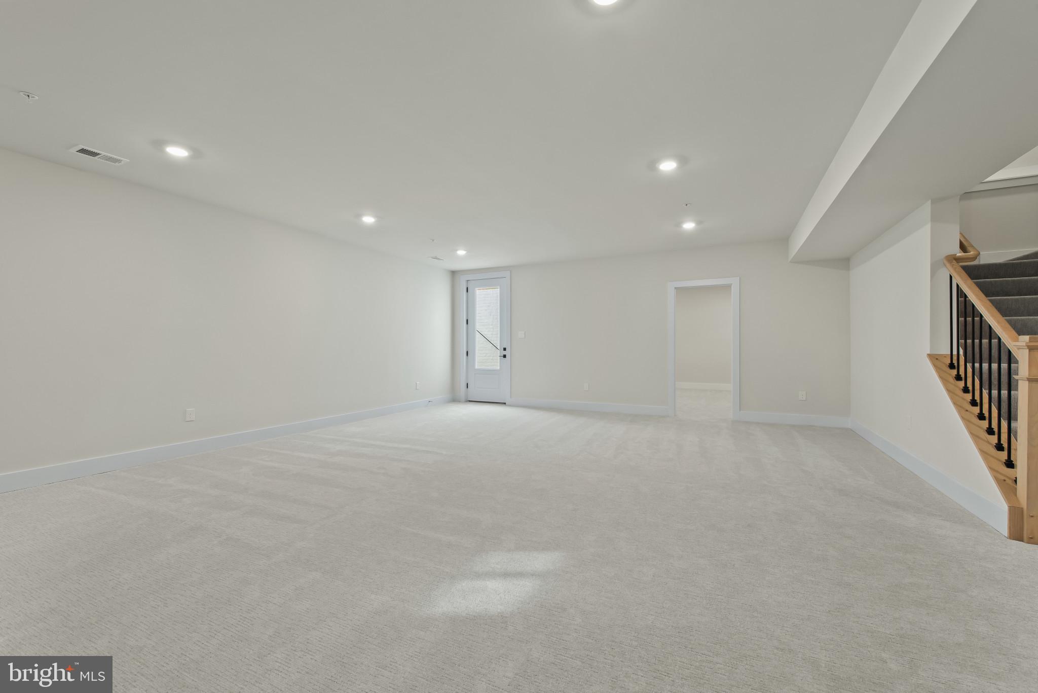 STILLVIEW ACRES - Residential