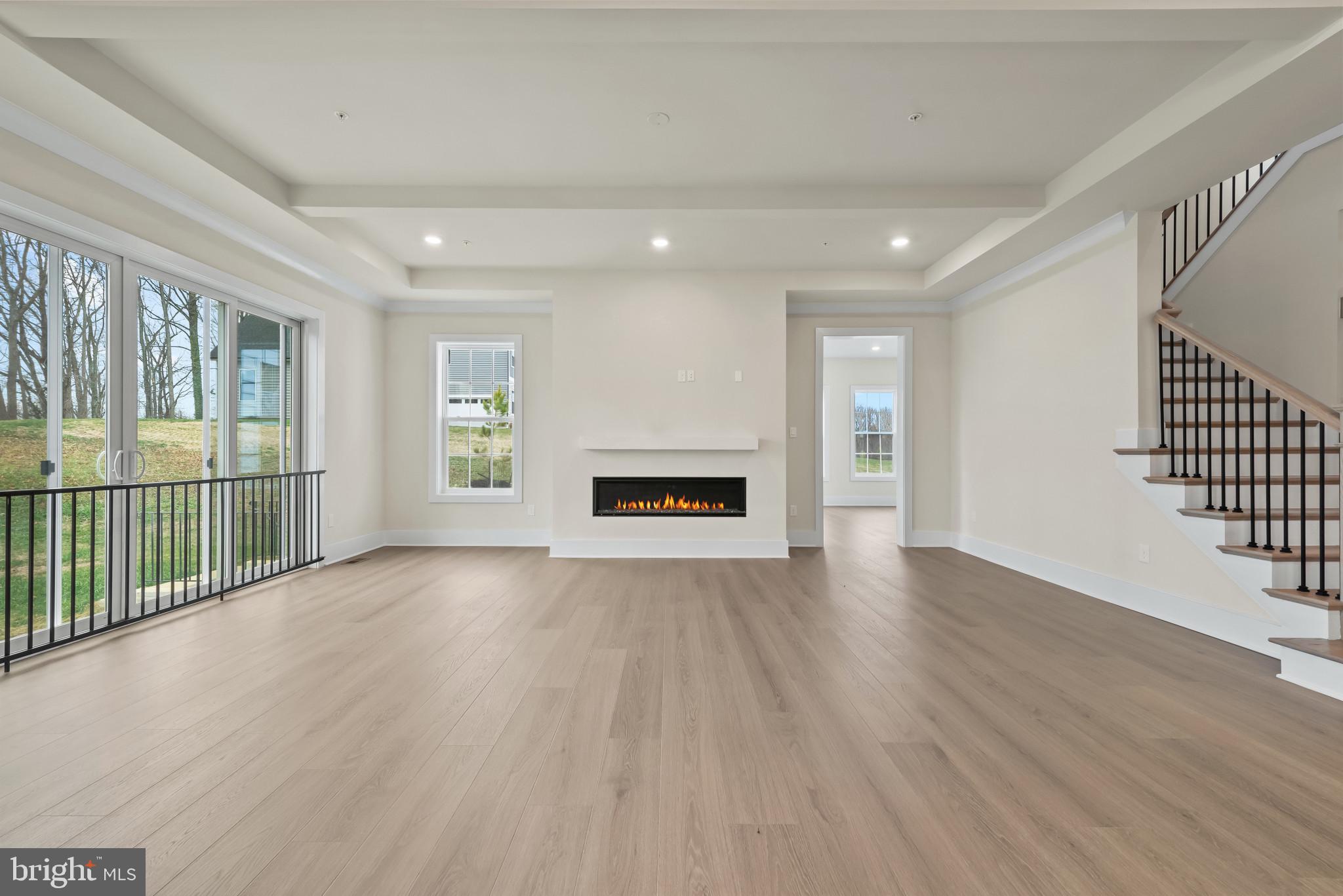 STILLVIEW ACRES - Residential