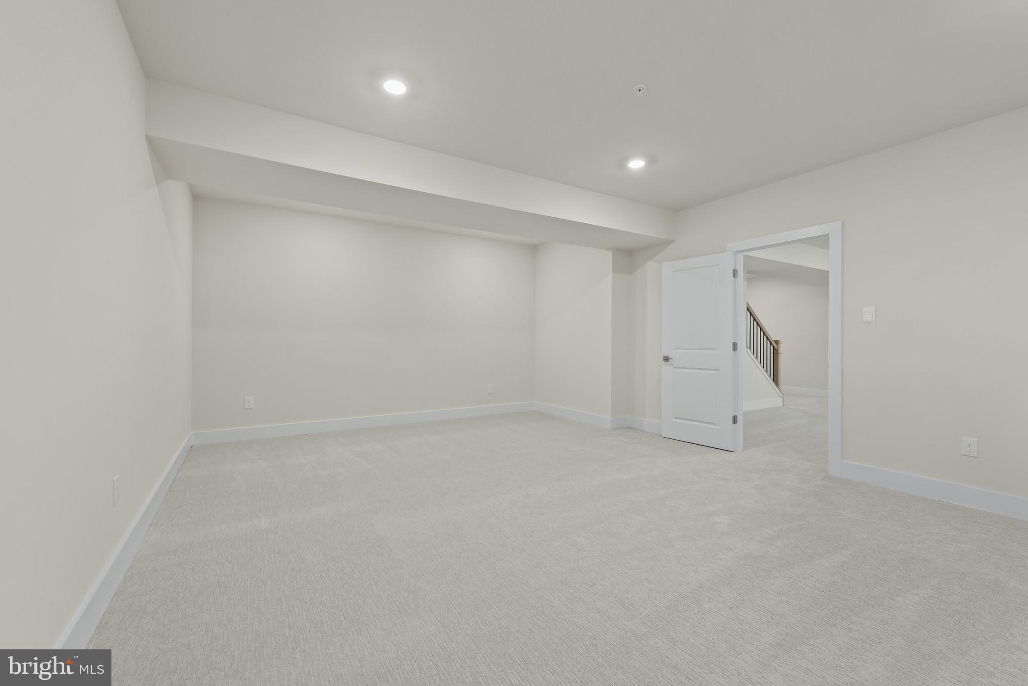 STILLVIEW ACRES - Residential