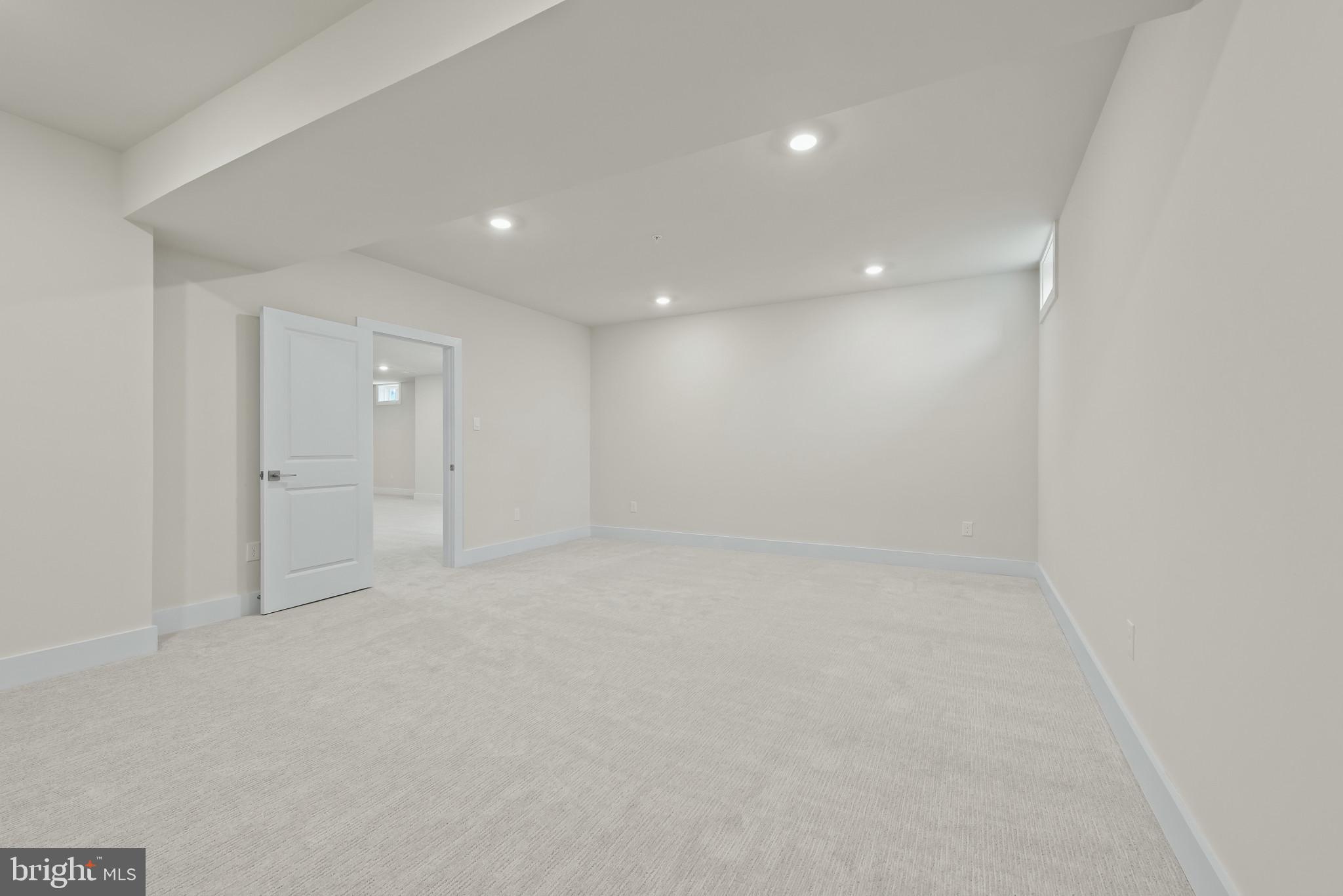 STILLVIEW ACRES - Residential