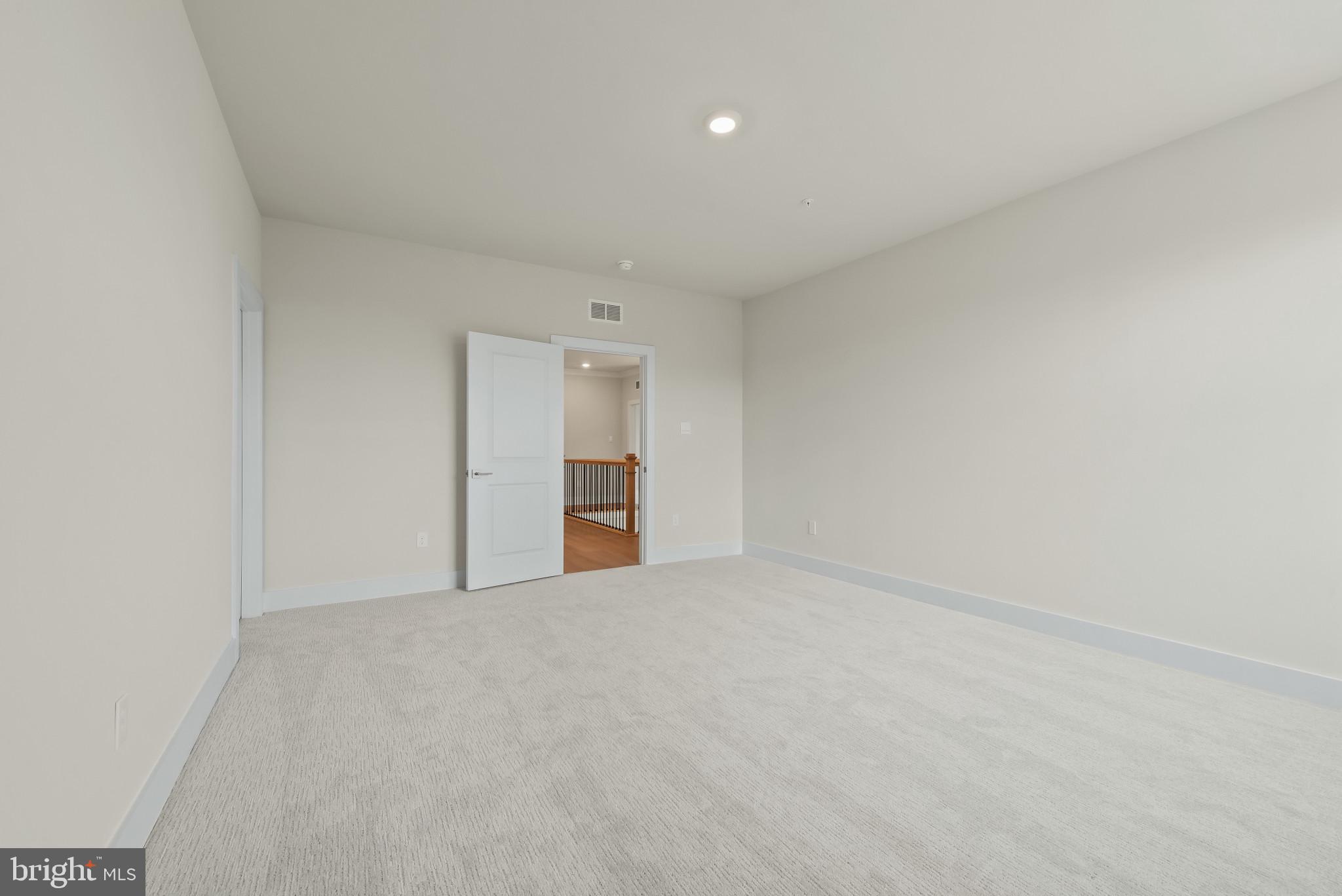 STILLVIEW ACRES - Residential