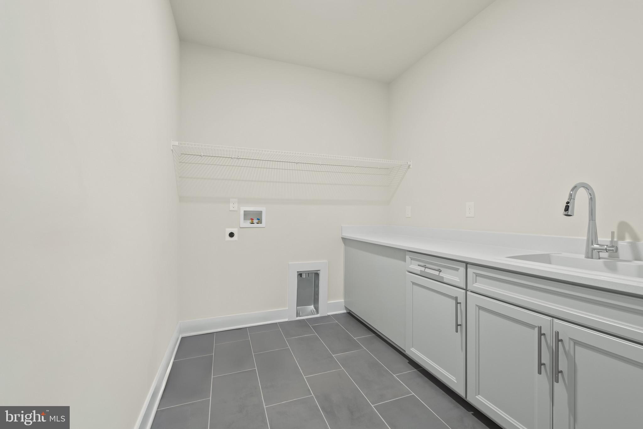 STILLVIEW ACRES - Residential