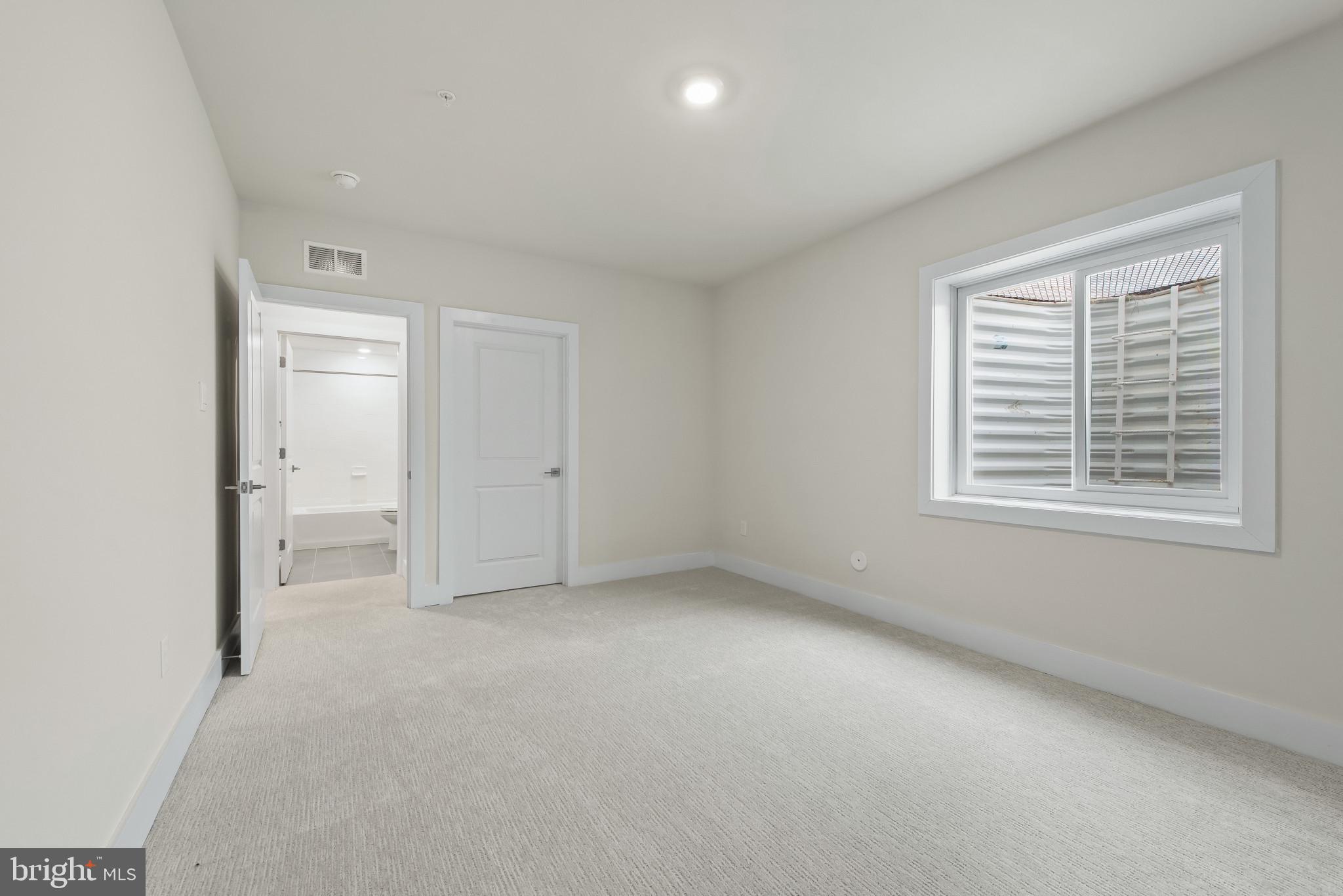 STILLVIEW ACRES - Residential