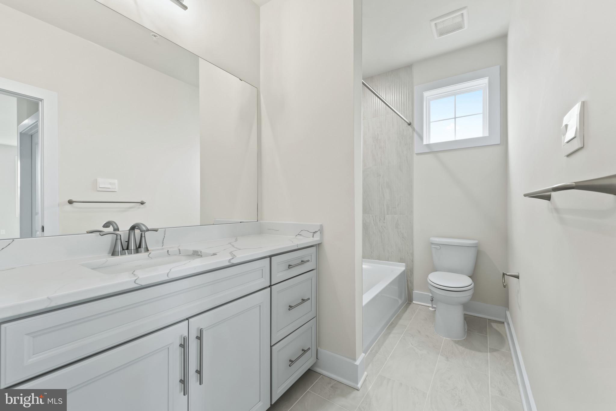 STILLVIEW ACRES - Residential