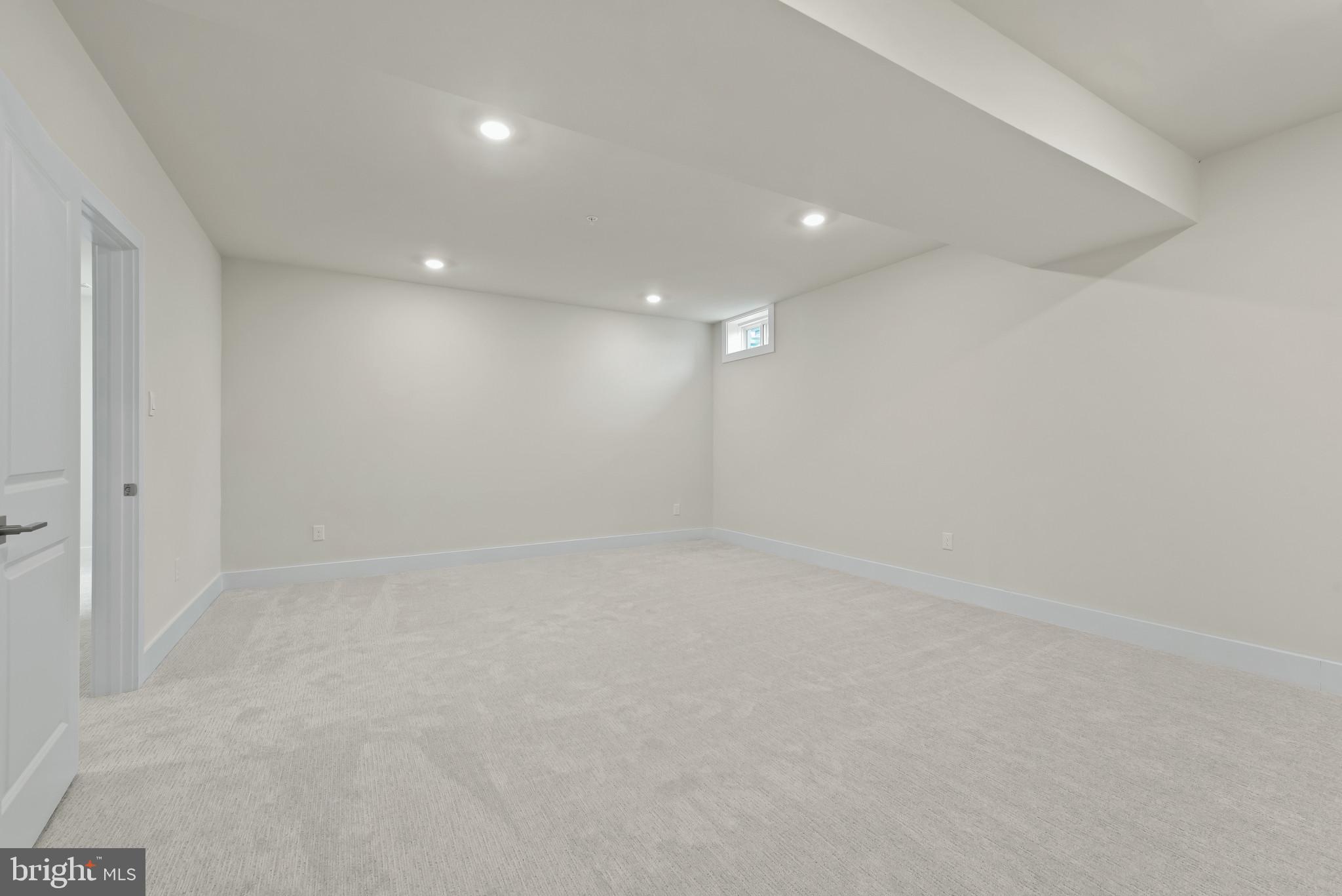 STILLVIEW ACRES - Residential