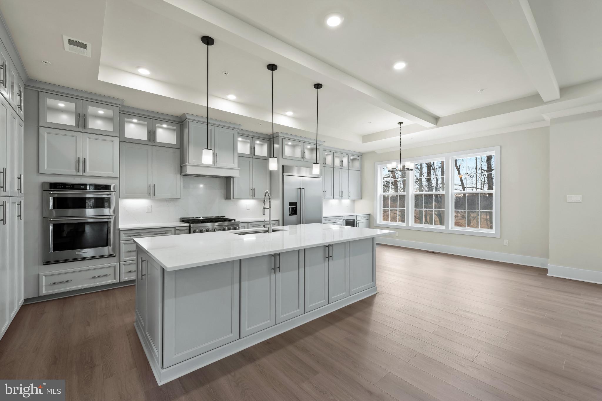 STILLVIEW ACRES - Residential