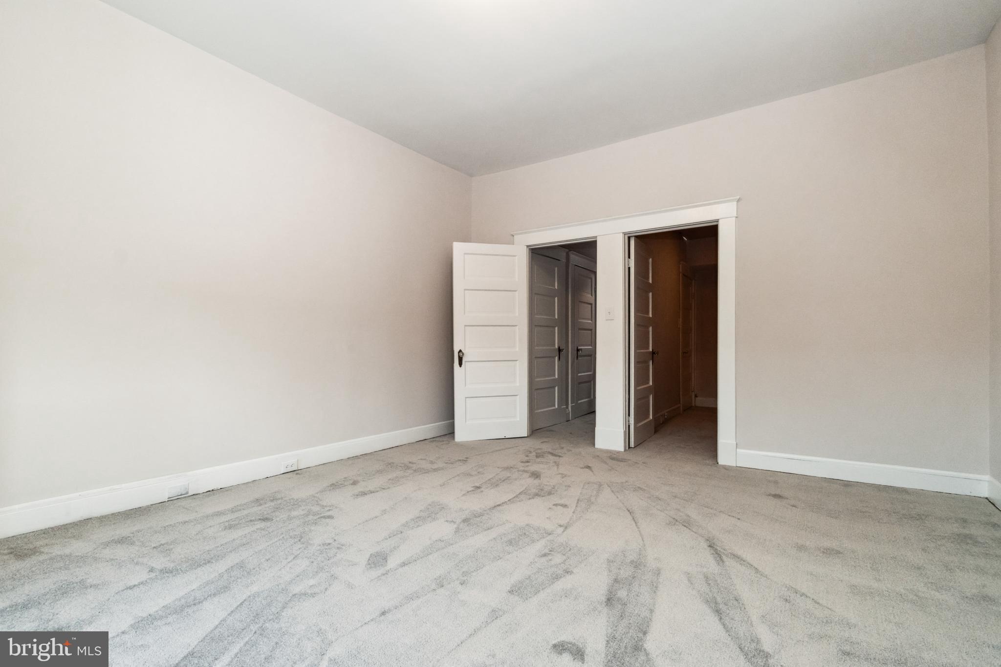 HIGHLANDTOWN - Residential