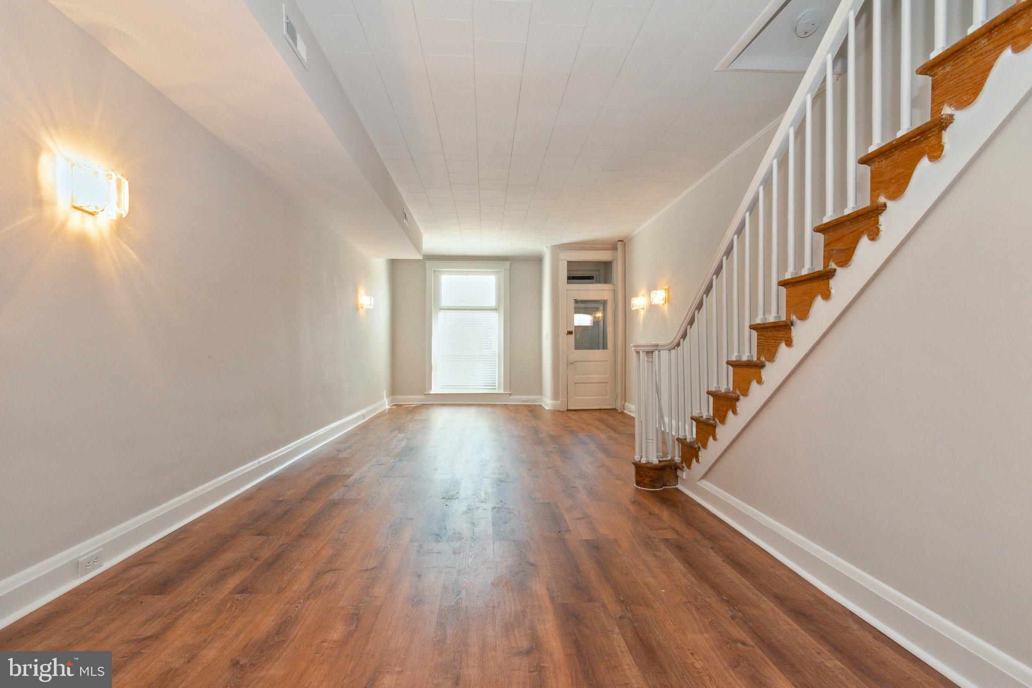 HIGHLANDTOWN - Residential