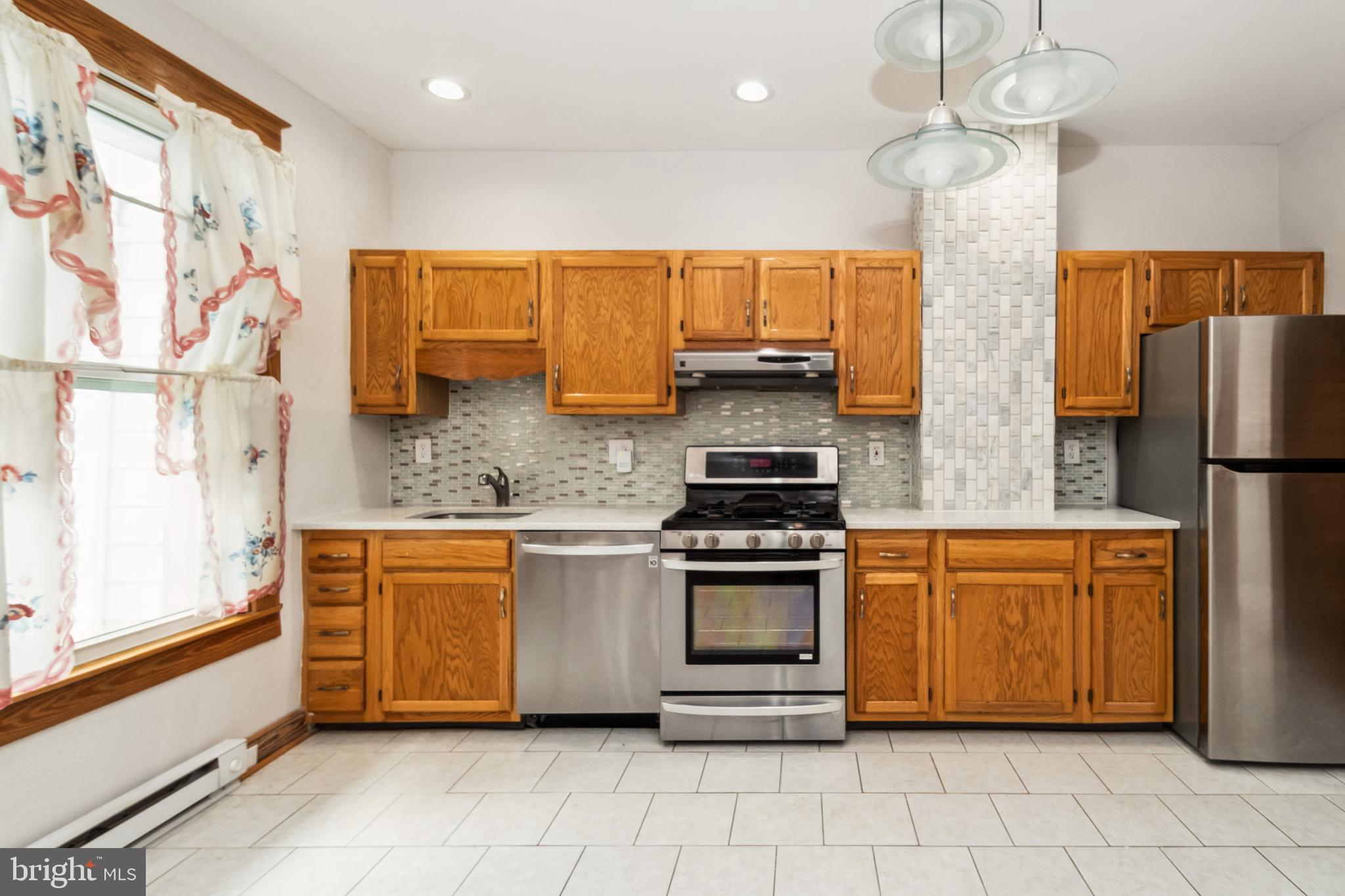 HIGHLANDTOWN - Residential