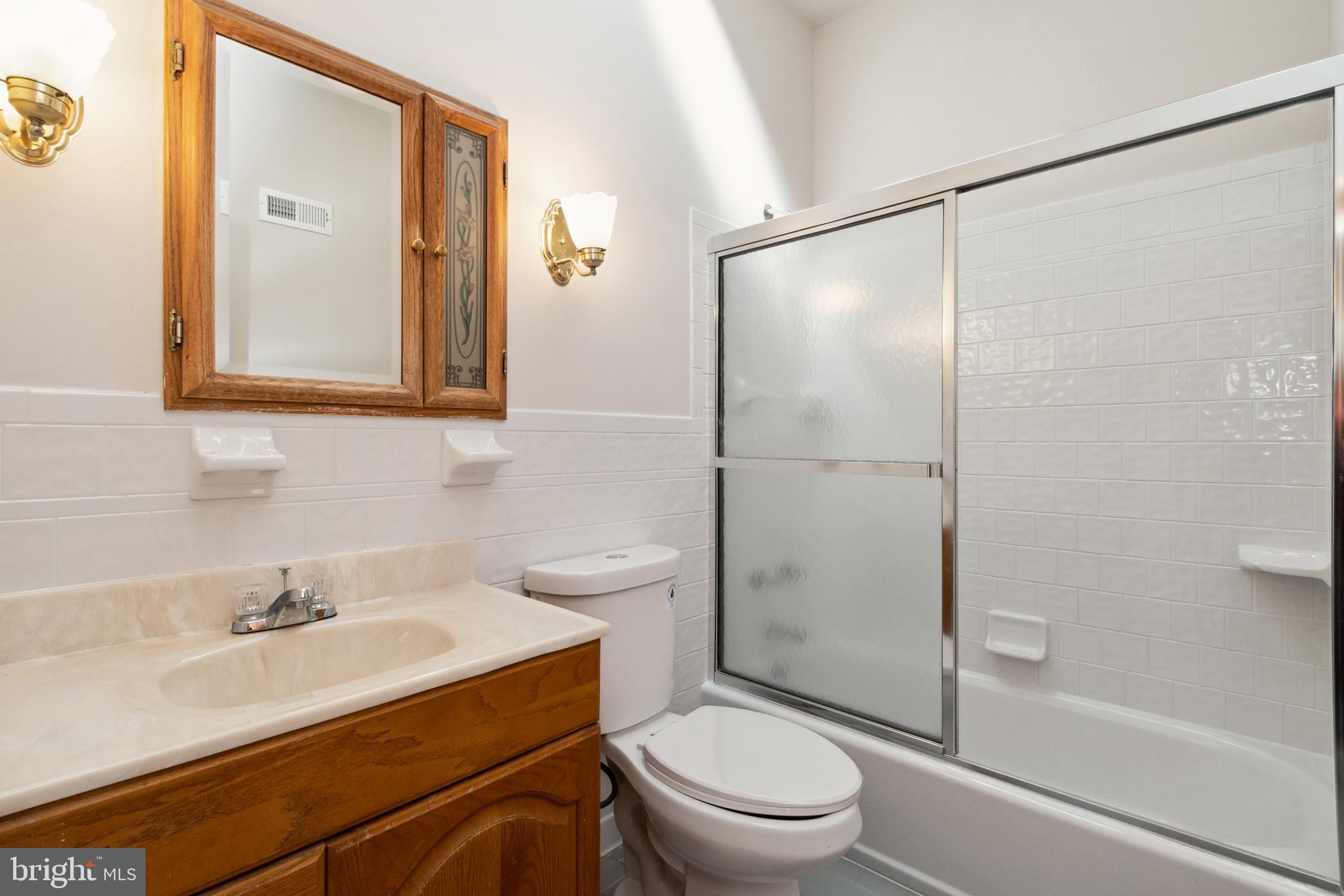 HIGHLANDTOWN - Residential