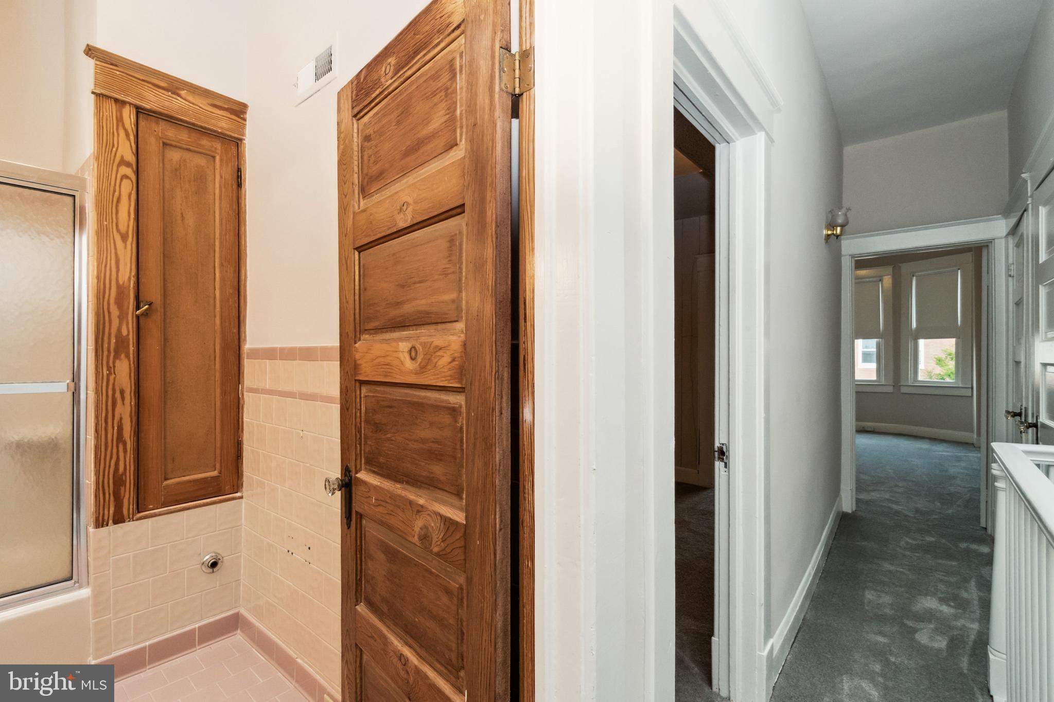 HIGHLANDTOWN - Residential