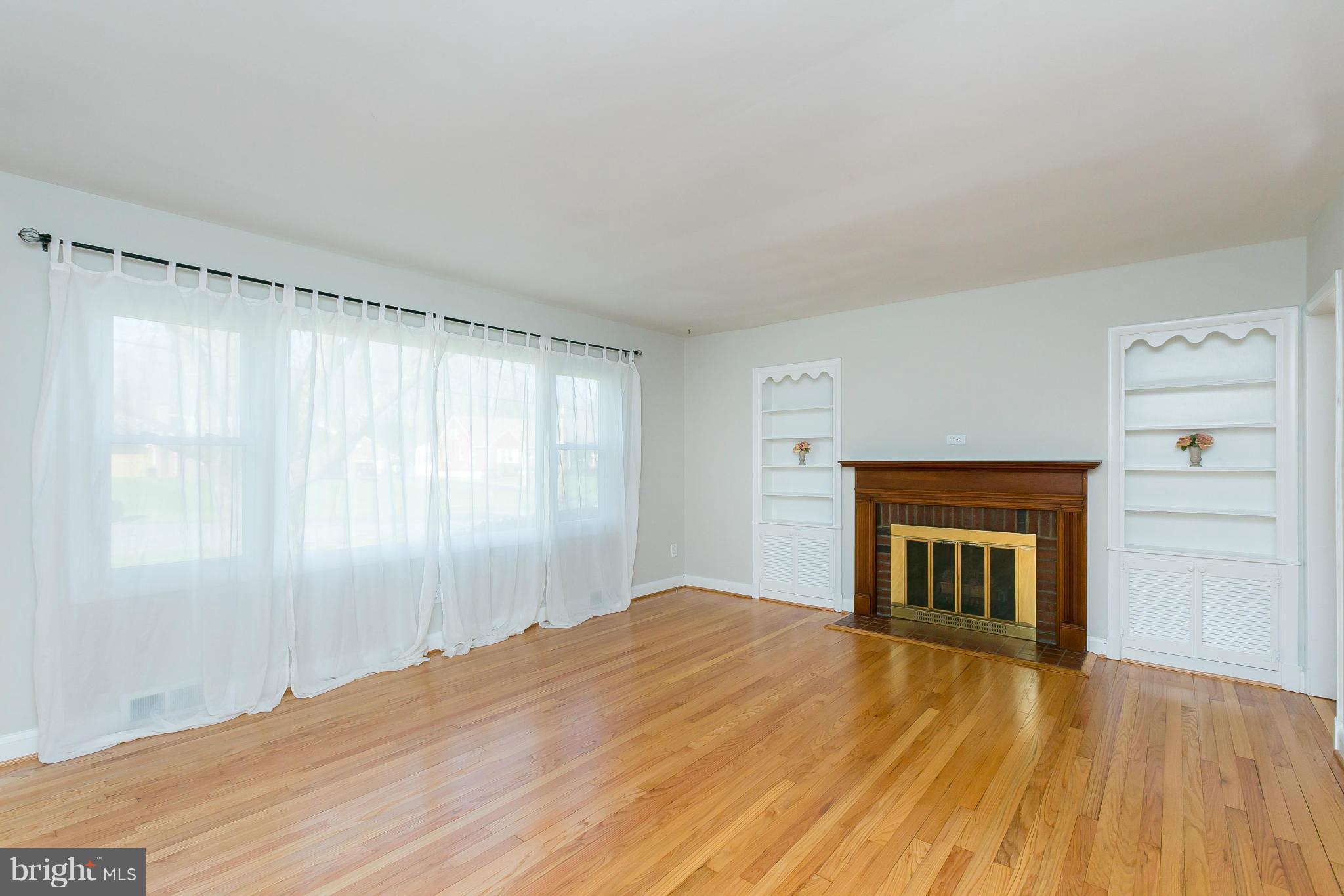 PINE RIDGE - Residential