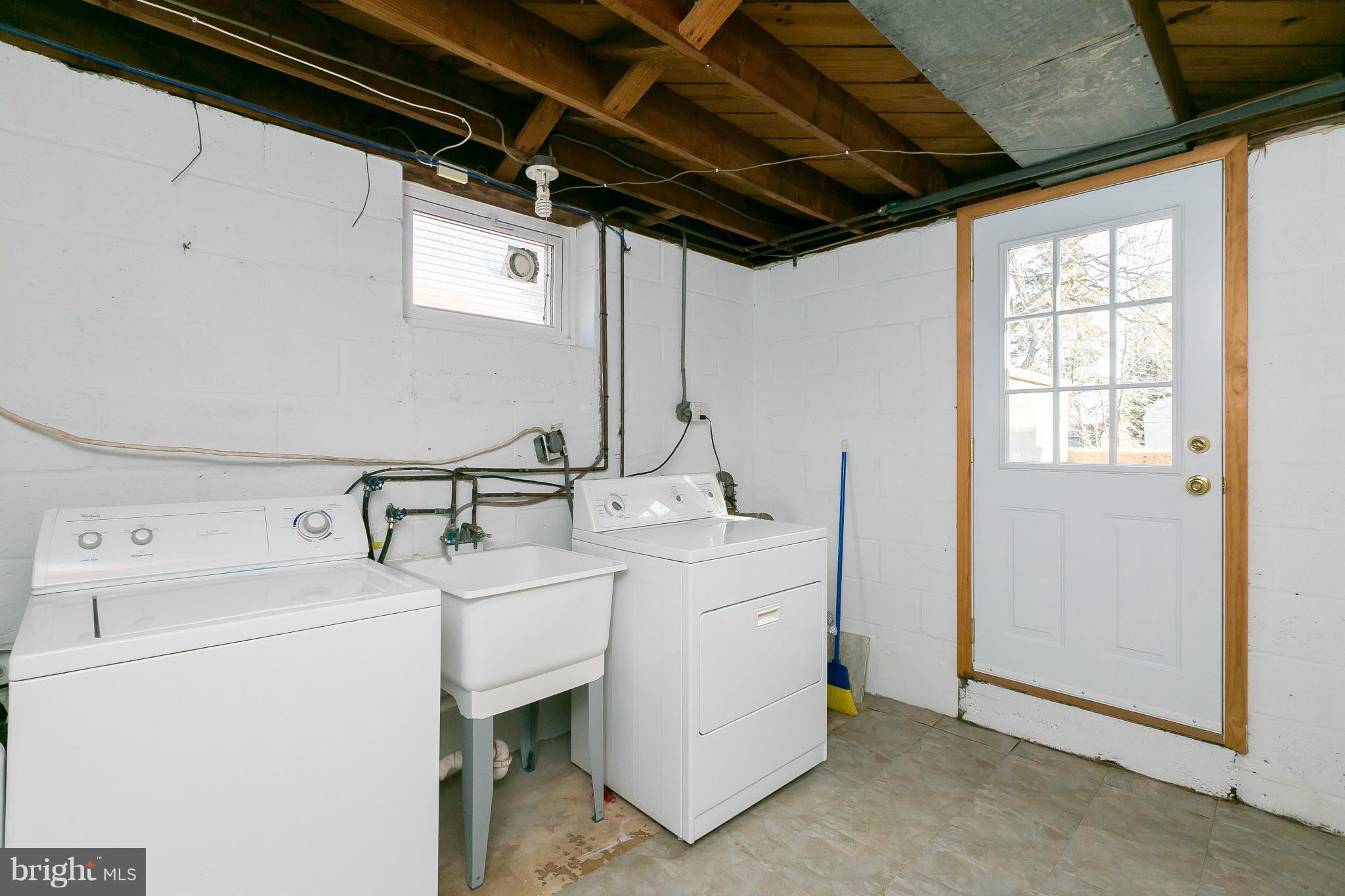 PINE RIDGE - Residential