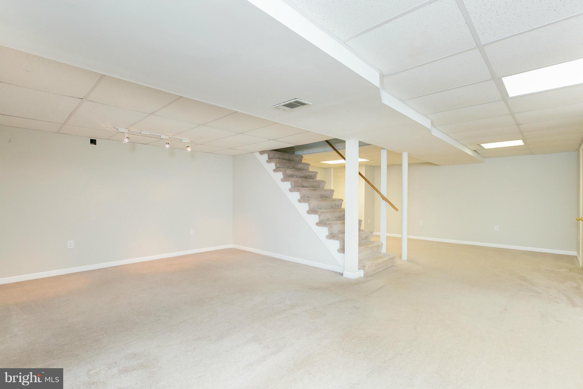 PINE RIDGE - Residential