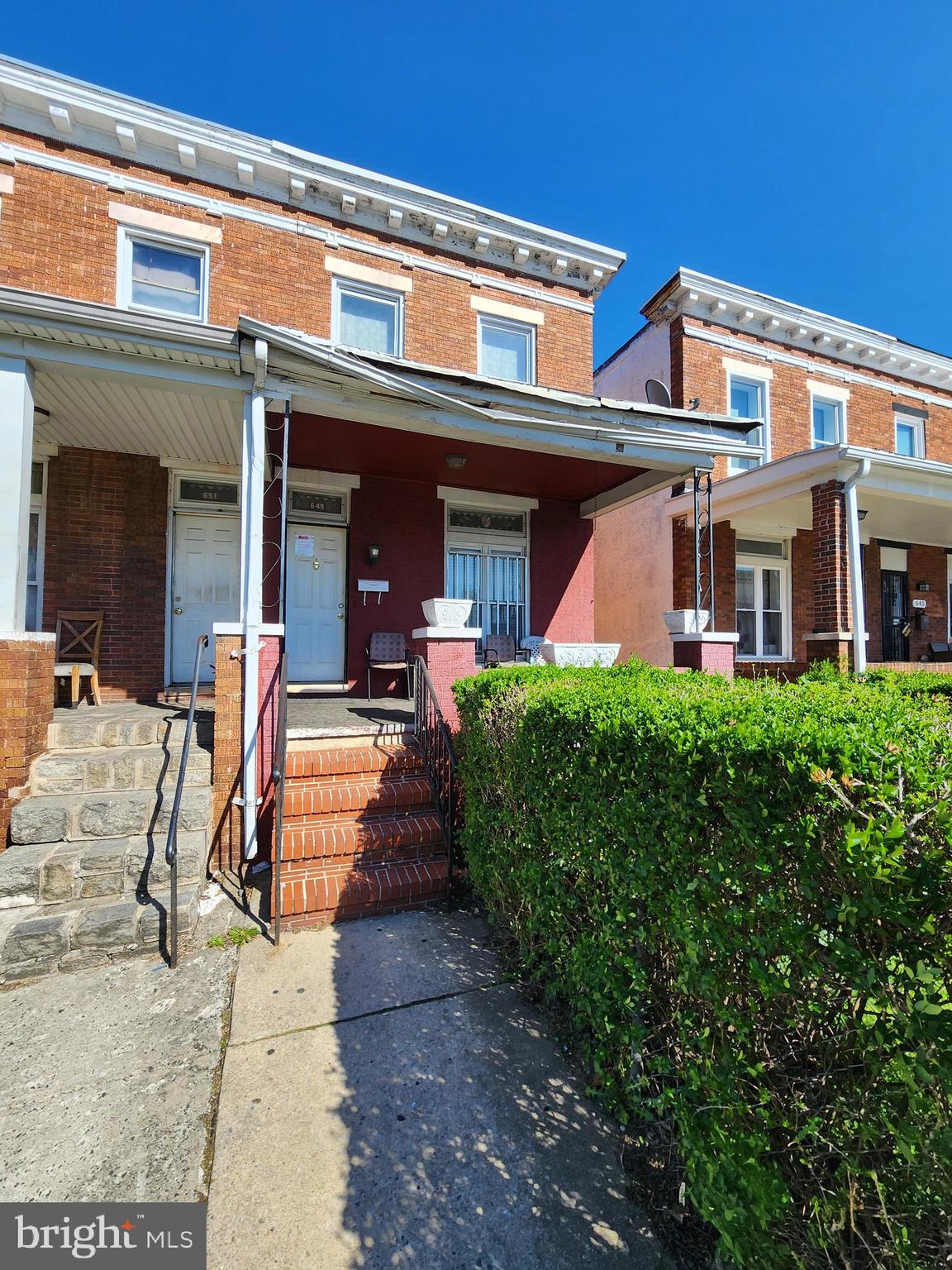 EVERGREEN LAWN - Residential