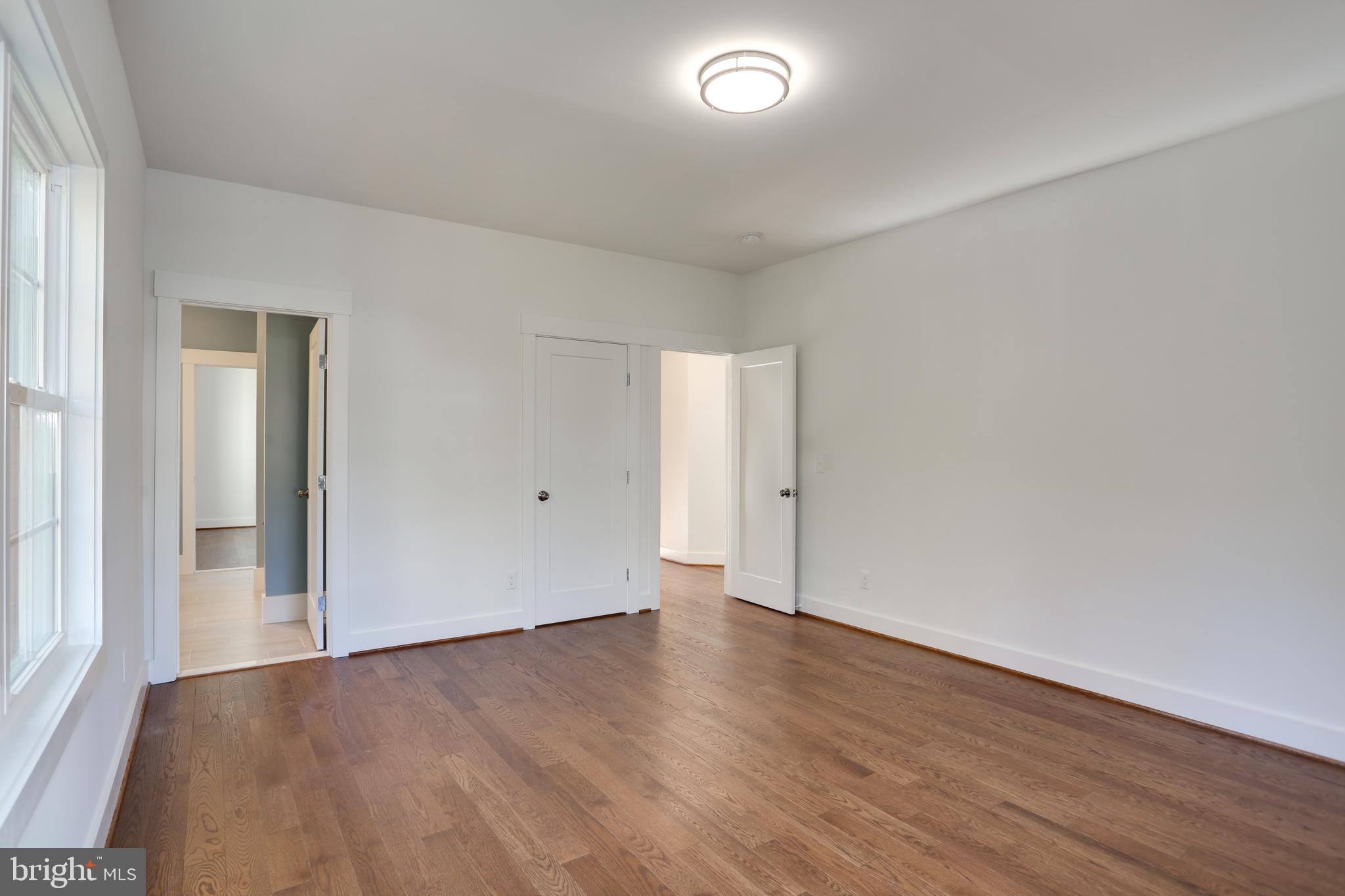 GARDEN CITY - Residential