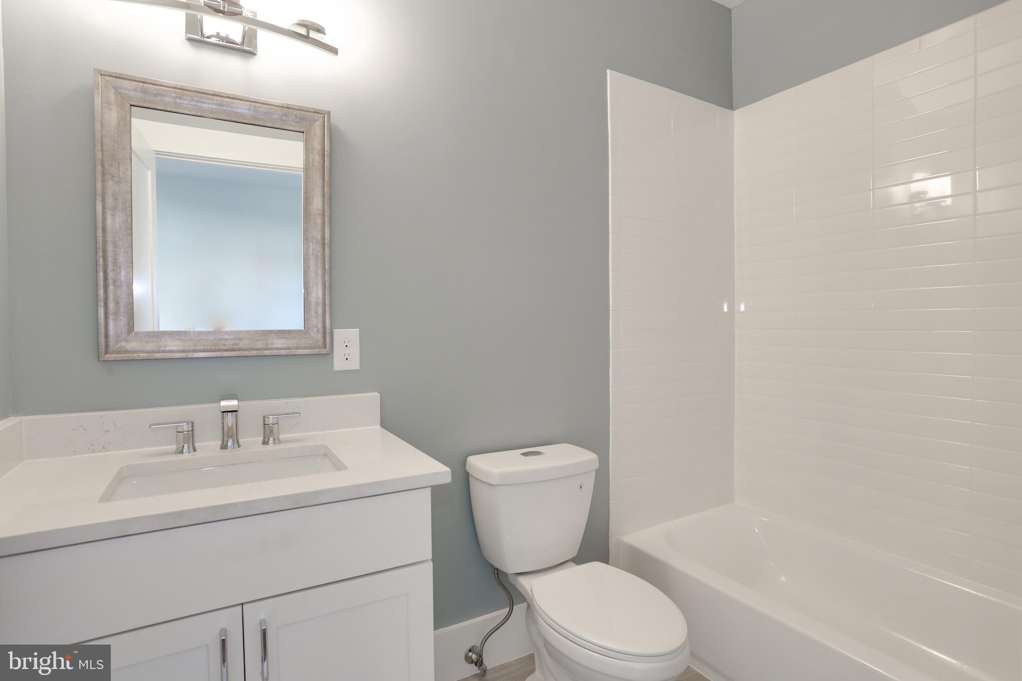 GARDEN CITY - Residential