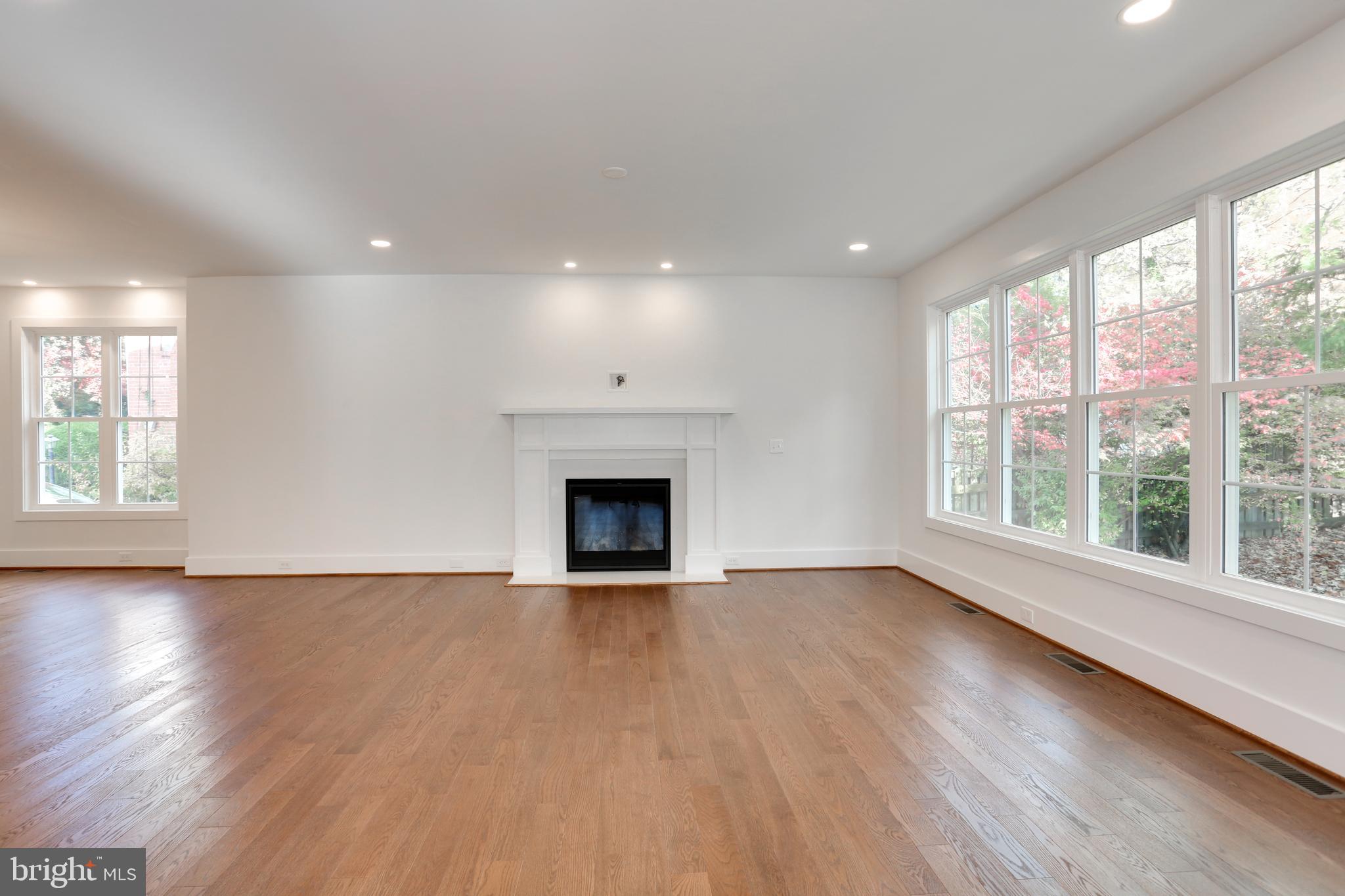 GARDEN CITY - Residential