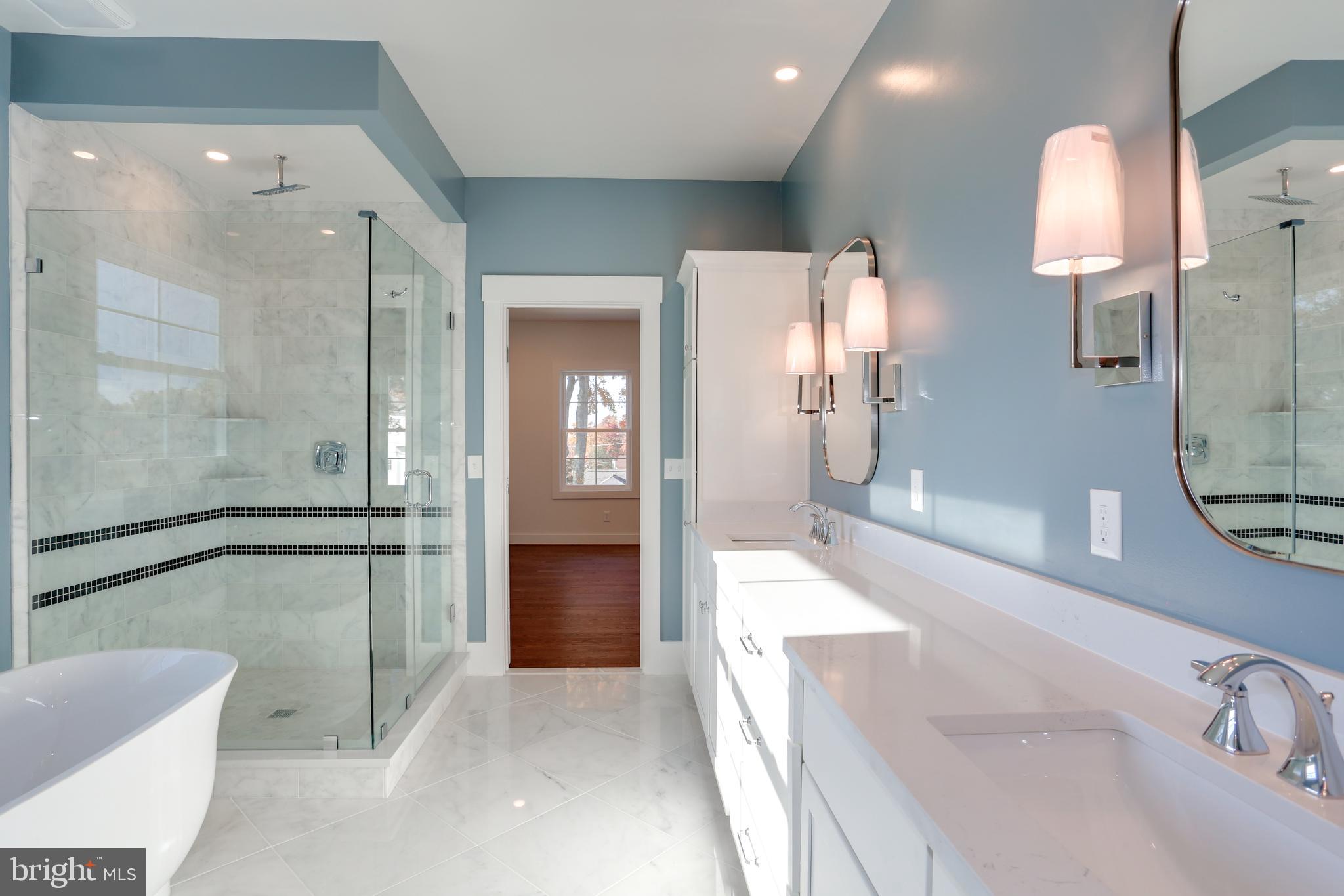 GARDEN CITY - Residential