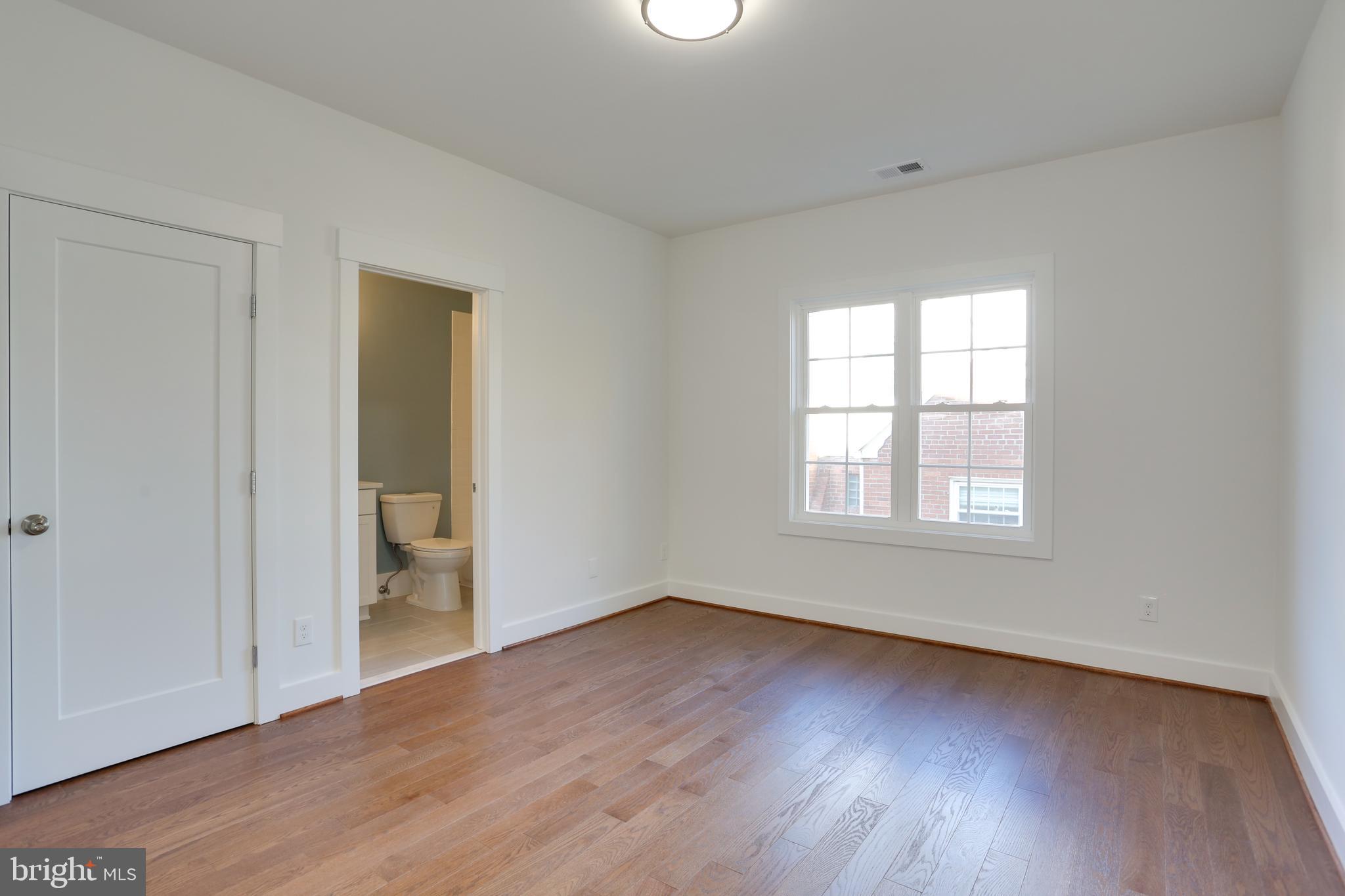 GARDEN CITY - Residential