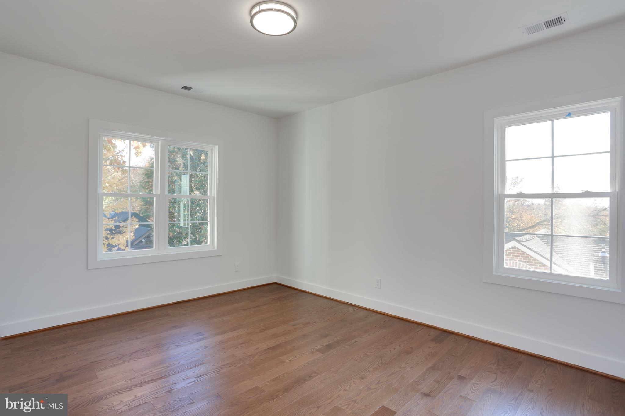 GARDEN CITY - Residential