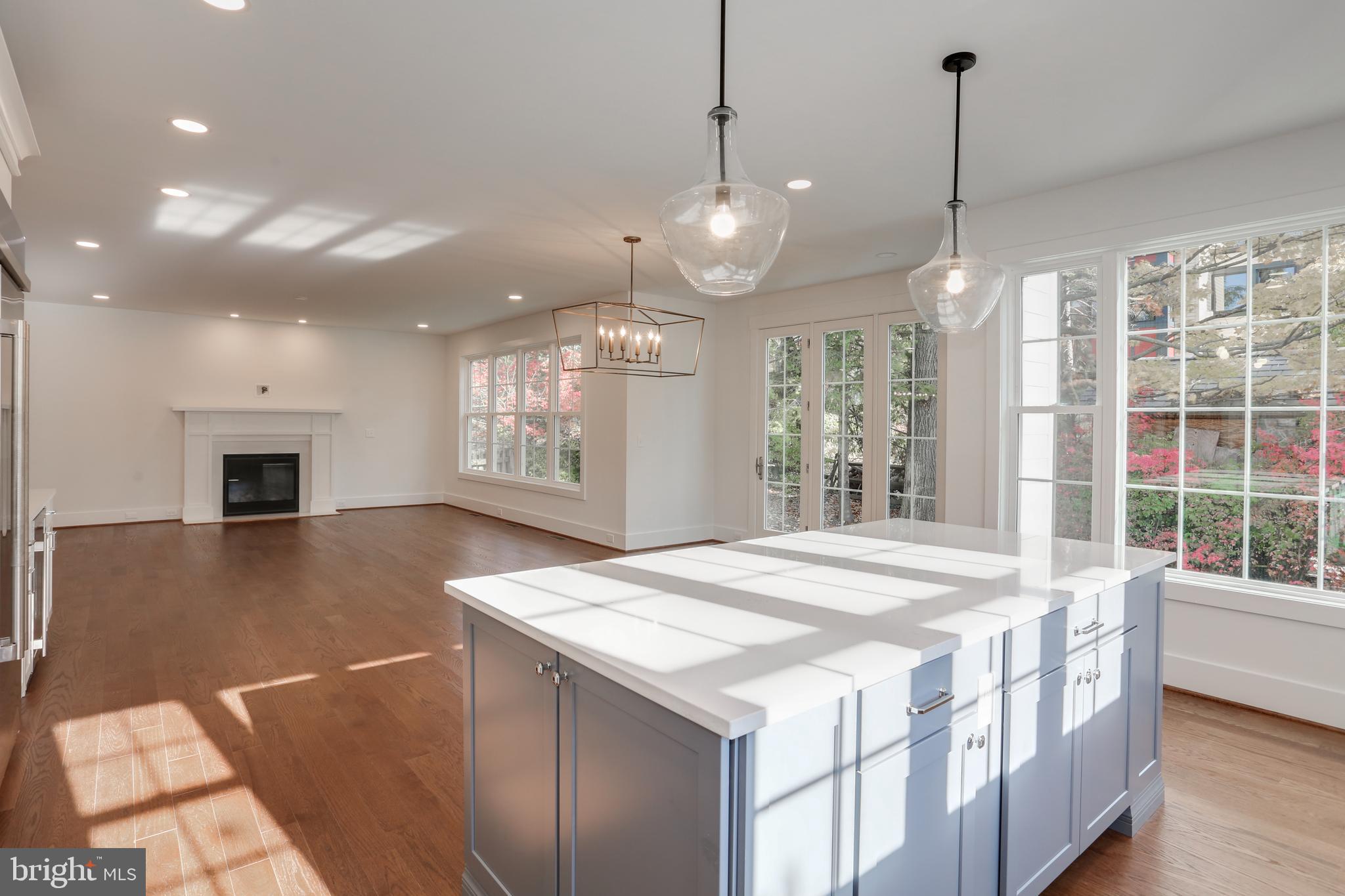 GARDEN CITY - Residential