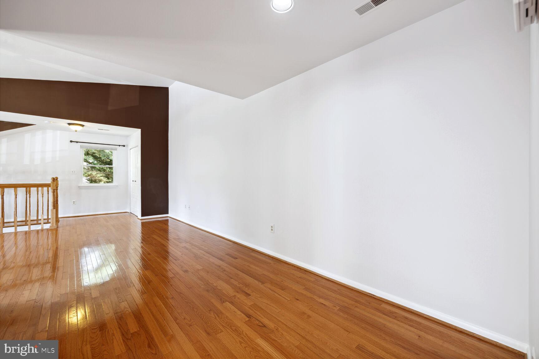 HOMELAND VILLAGE - Residential