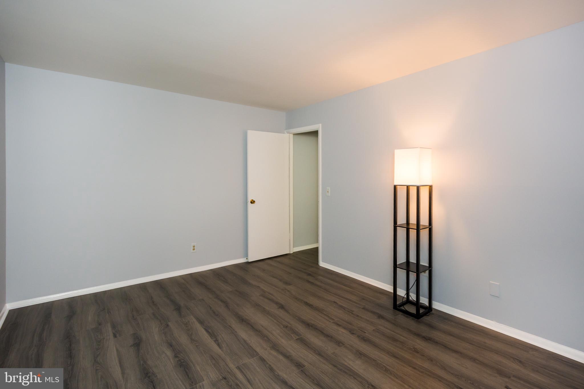 THE HUNTSMAN CONDOMINIUM - Residential