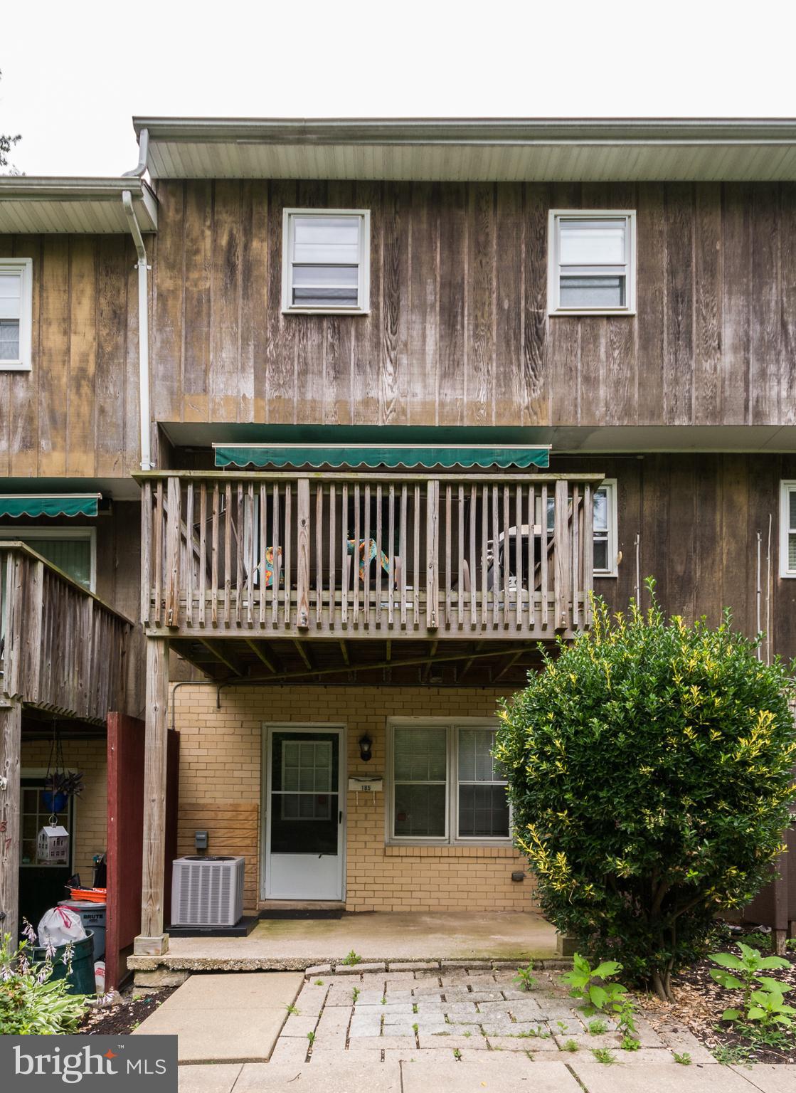 THE HUNTSMAN CONDOMINIUM - Residential