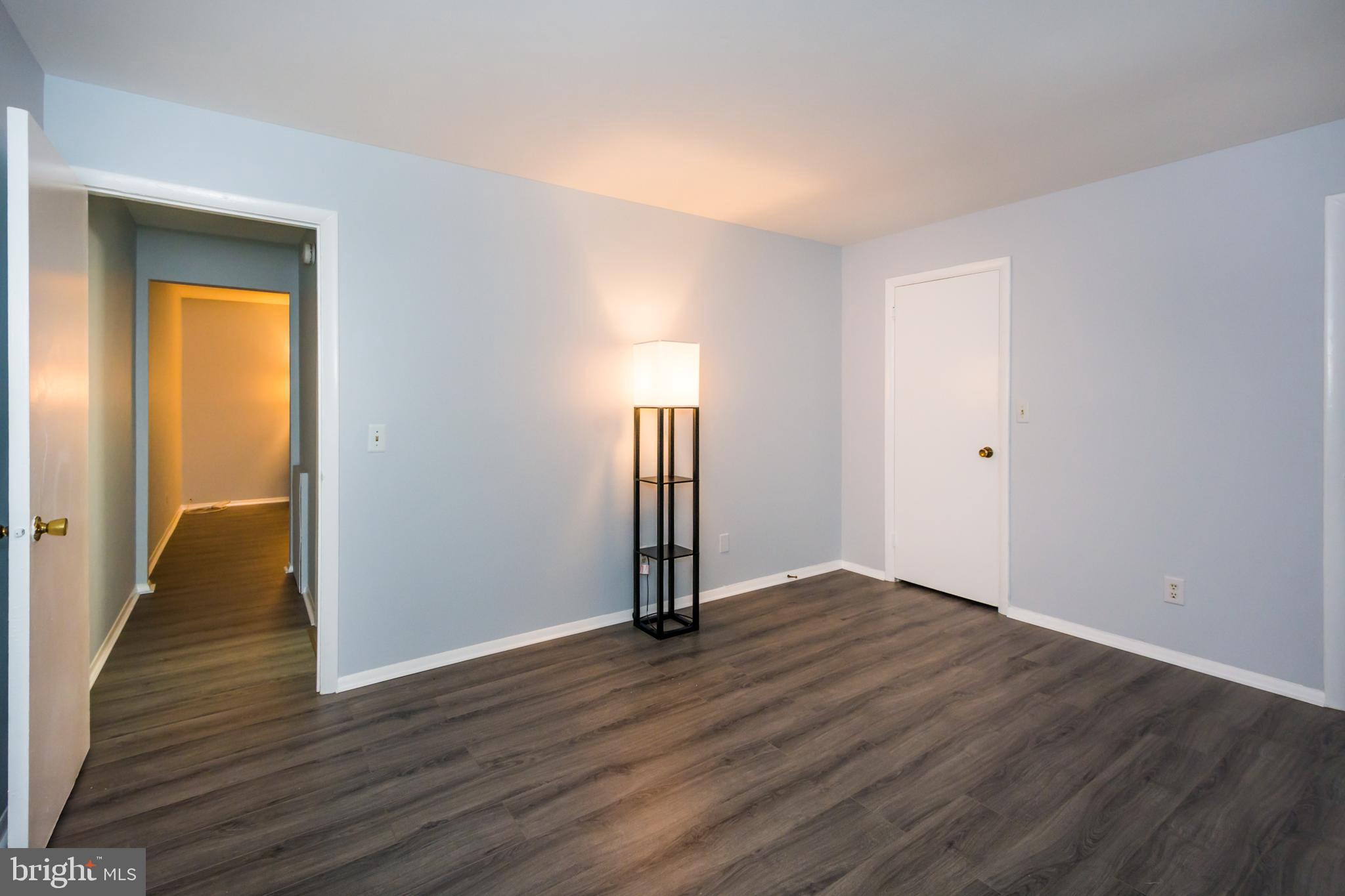 THE HUNTSMAN CONDOMINIUM - Residential