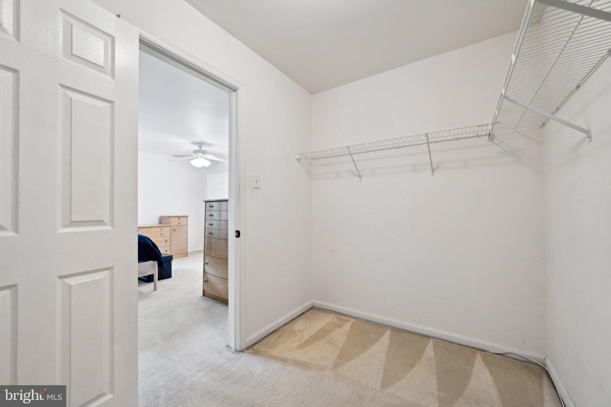 WIN-ROB ESTATES - Residential