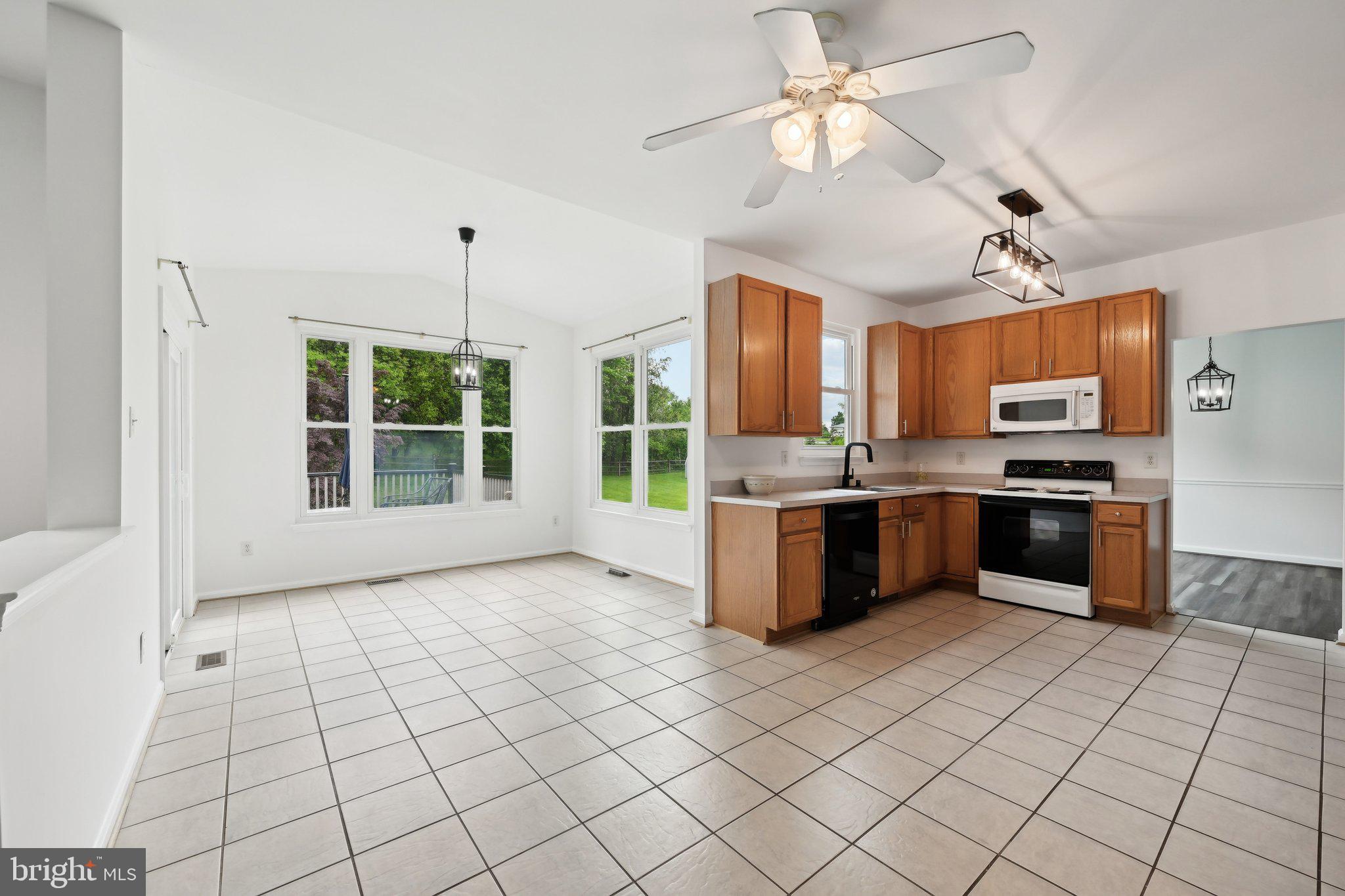 WIN-ROB ESTATES - Residential