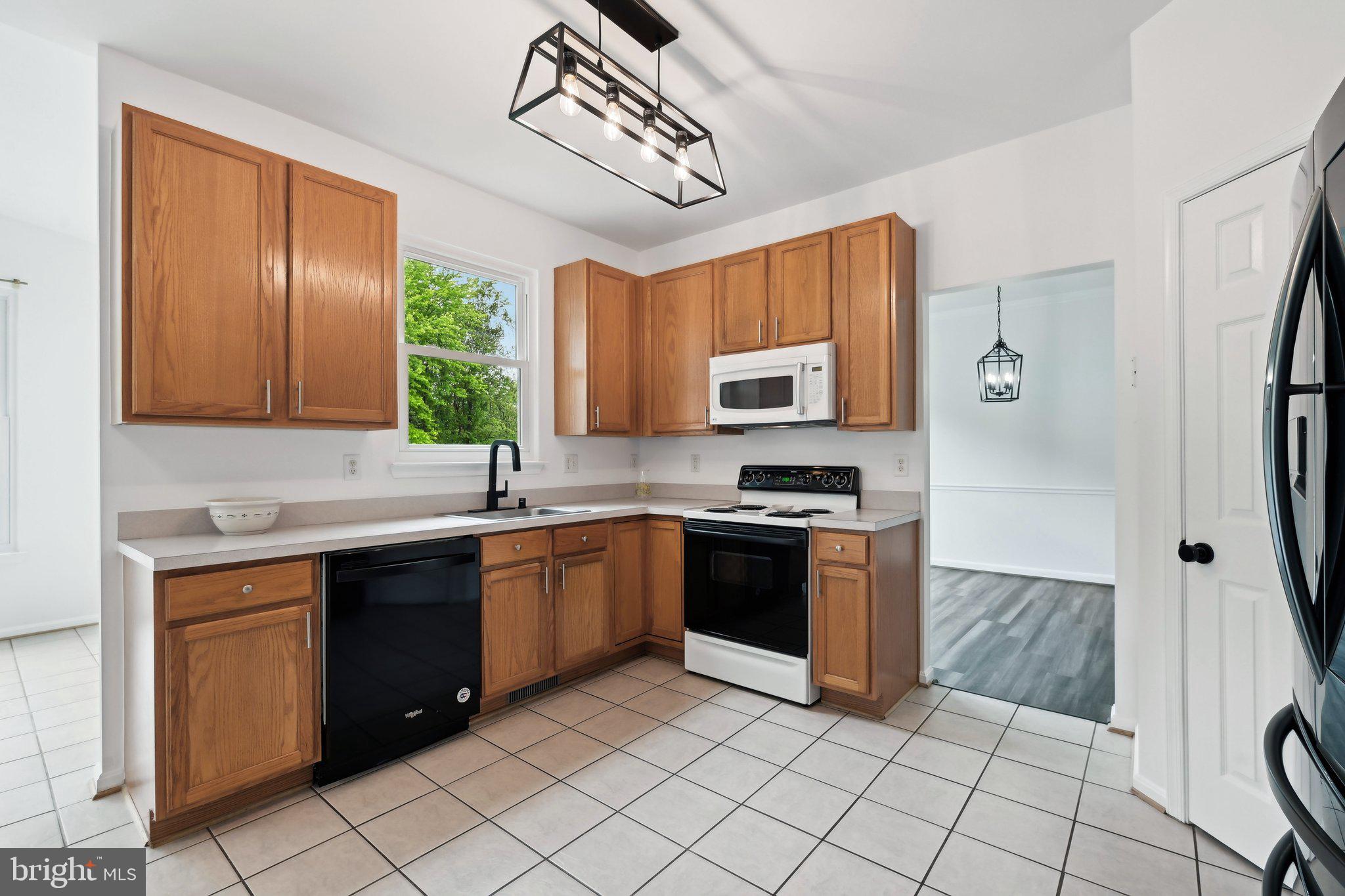 WIN-ROB ESTATES - Residential