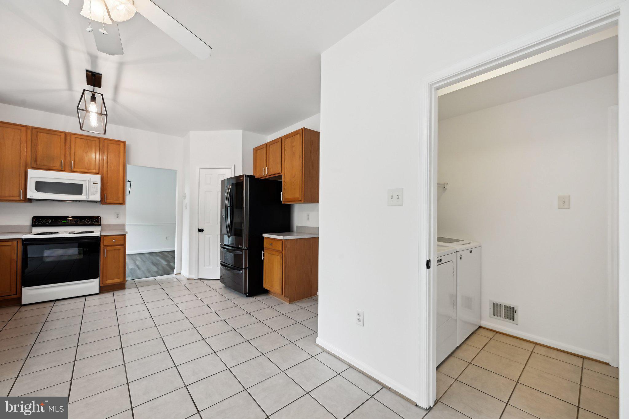 WIN-ROB ESTATES - Residential