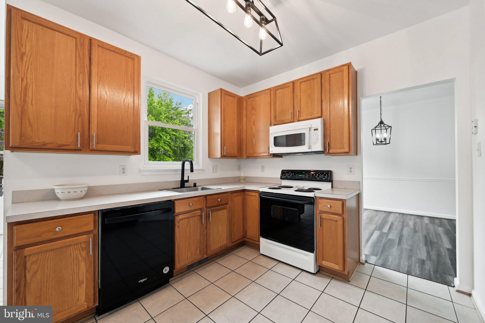 WIN-ROB ESTATES - Residential