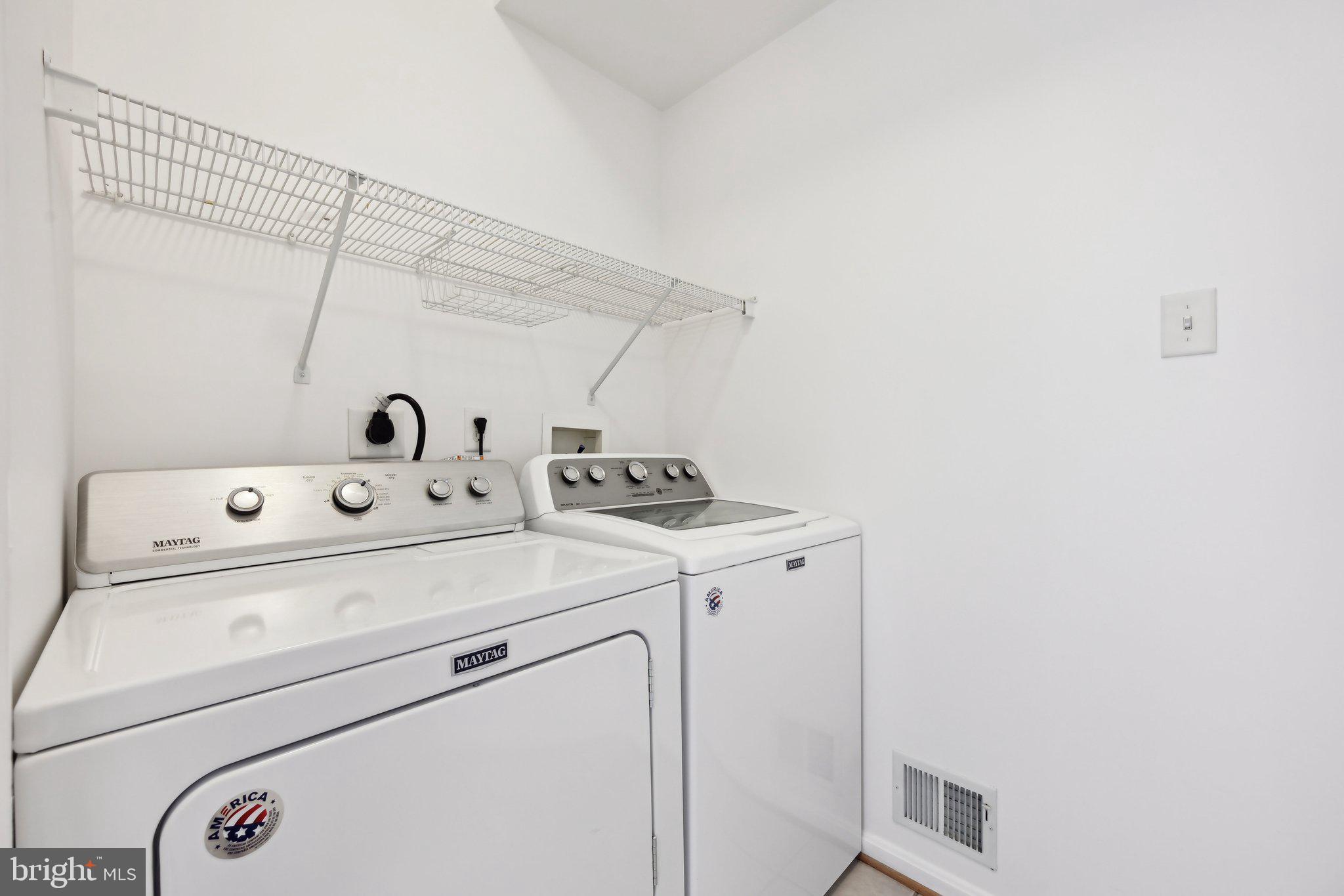 WIN-ROB ESTATES - Residential