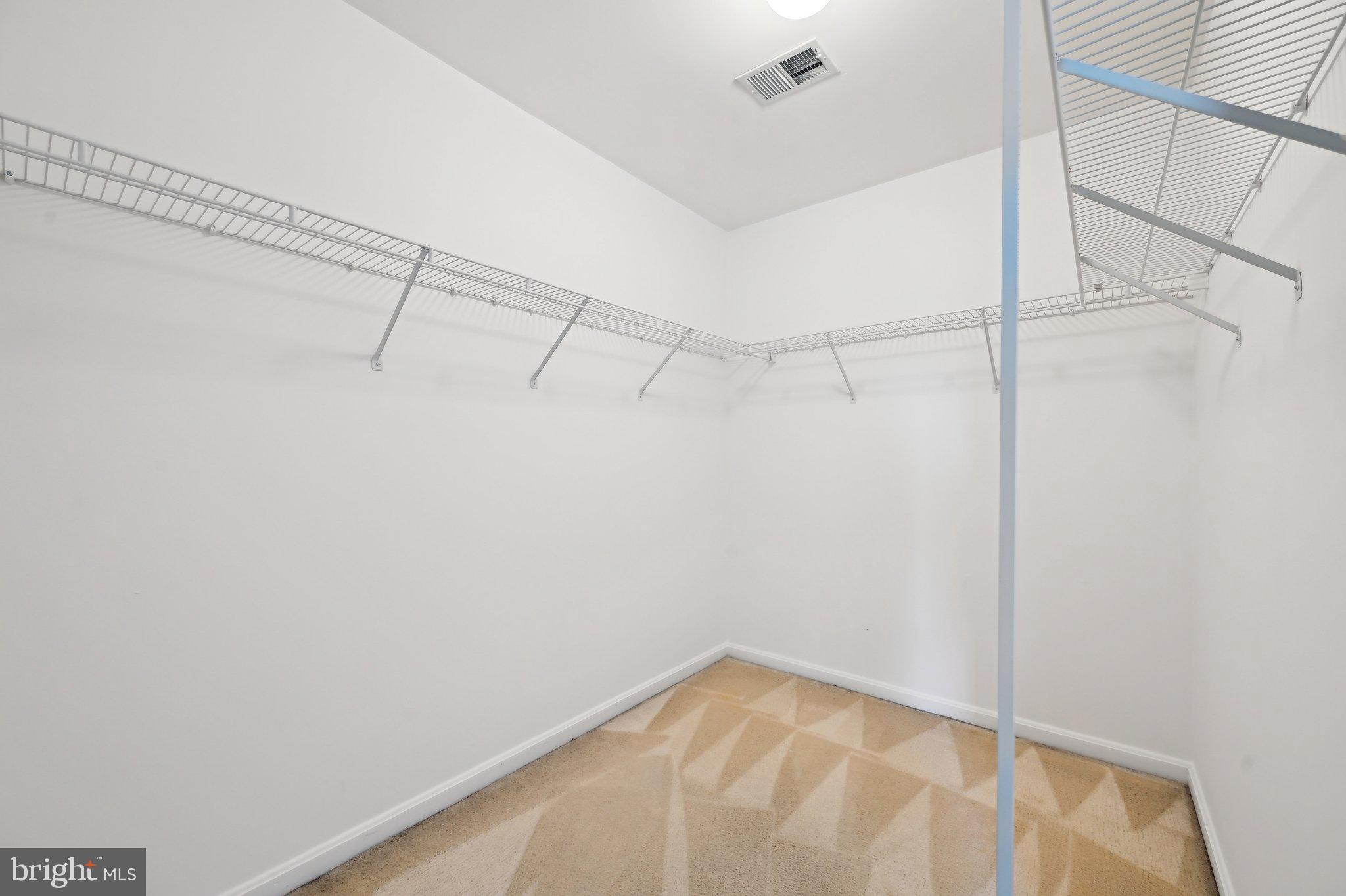 WIN-ROB ESTATES - Residential