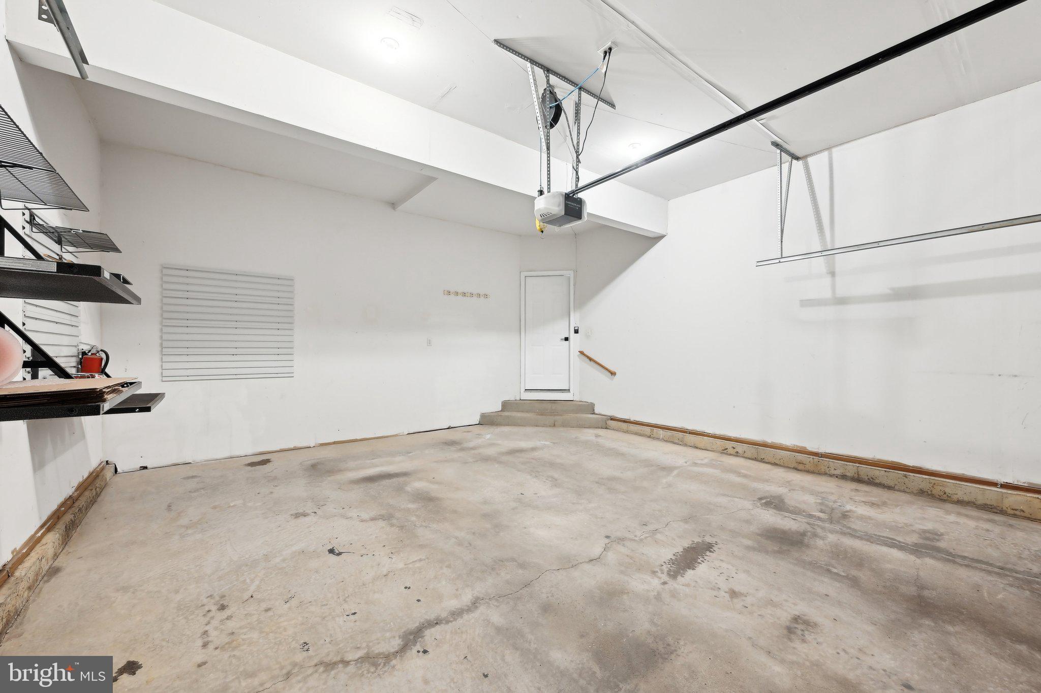 WIN-ROB ESTATES - Residential